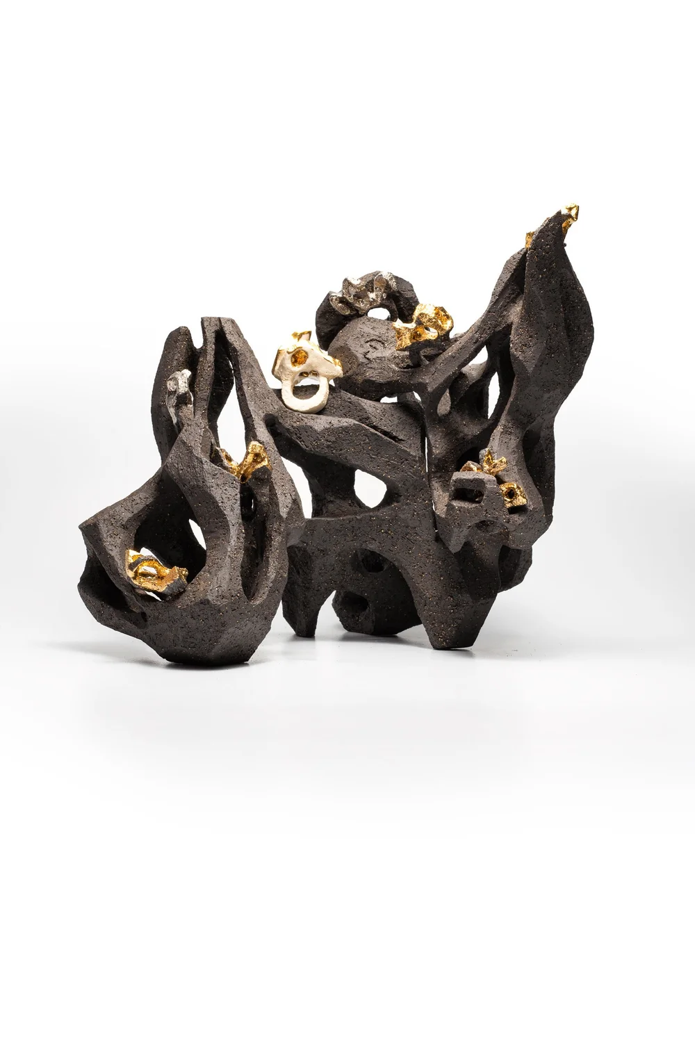 Wearable Art: escultura portàtil de porcellana de Cristina2g