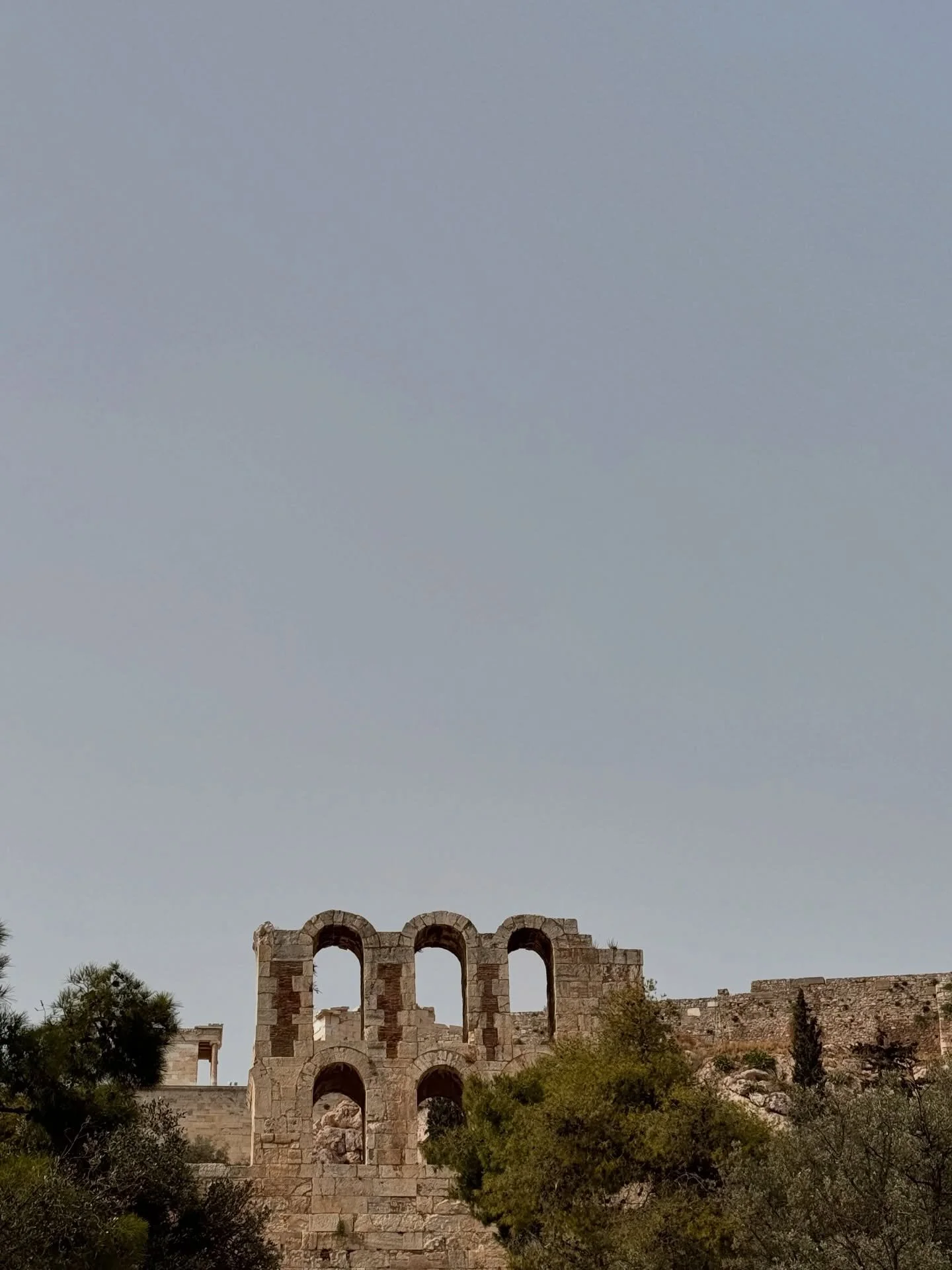 Rome, N&icirc;mes, Arles, Ath&egrave;nes ?

Certaines ont d&eacute;j&agrave; devin&eacute; 𝐥𝐚 𝐜𝐚𝐩𝐢𝐭𝐚𝐥𝐞 𝐝𝐮 𝐩𝐚𝐲𝐬 en lien avec une annonce que j&rsquo;ai &agrave; vous faire !
Et vous, une id&eacute;e ?

(Toutes les photos et vid&eacute;