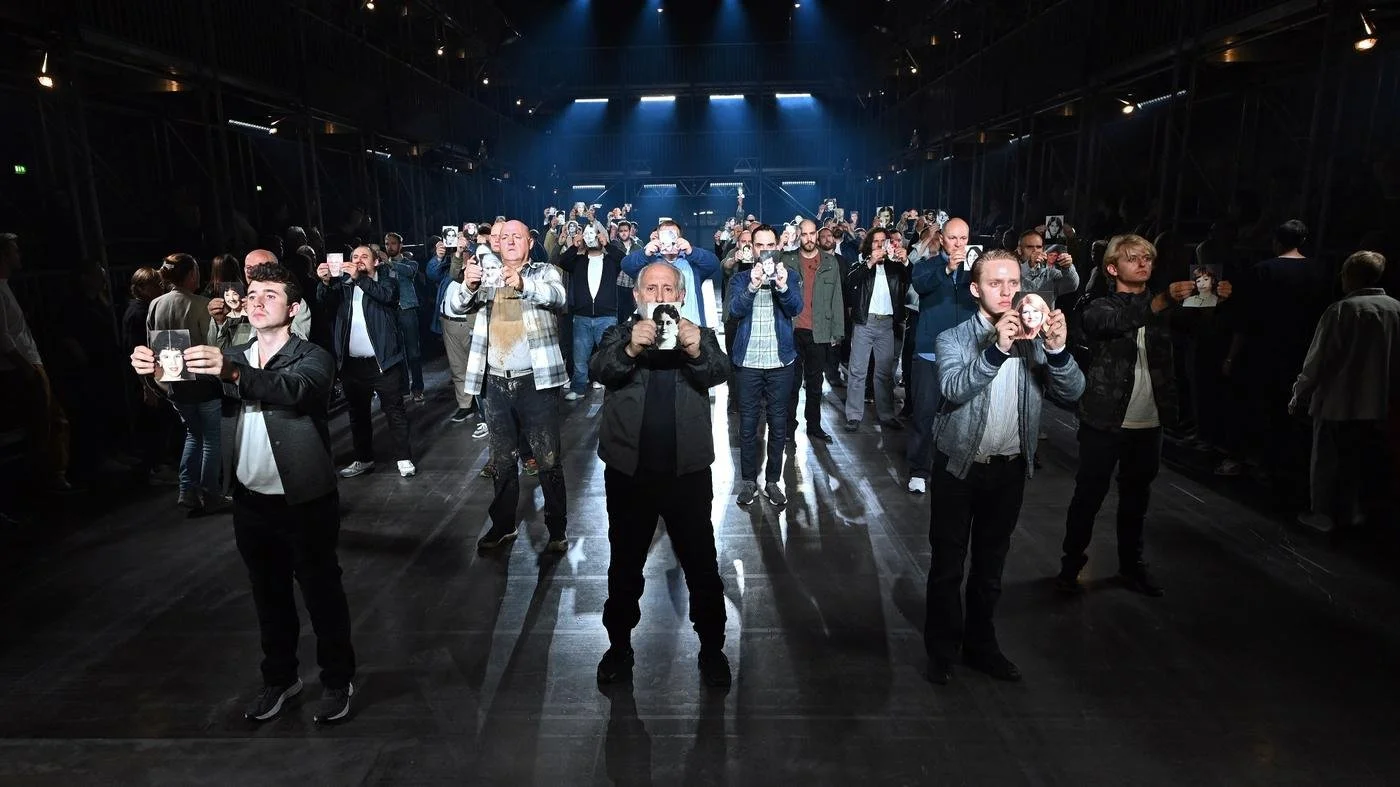 inszenierung-der-oper-aus-einem-totenhaus-von-leos-janacek-bei-der-ruhrtriennale-2023-regie-dmitri-tscherniakov.jpeg