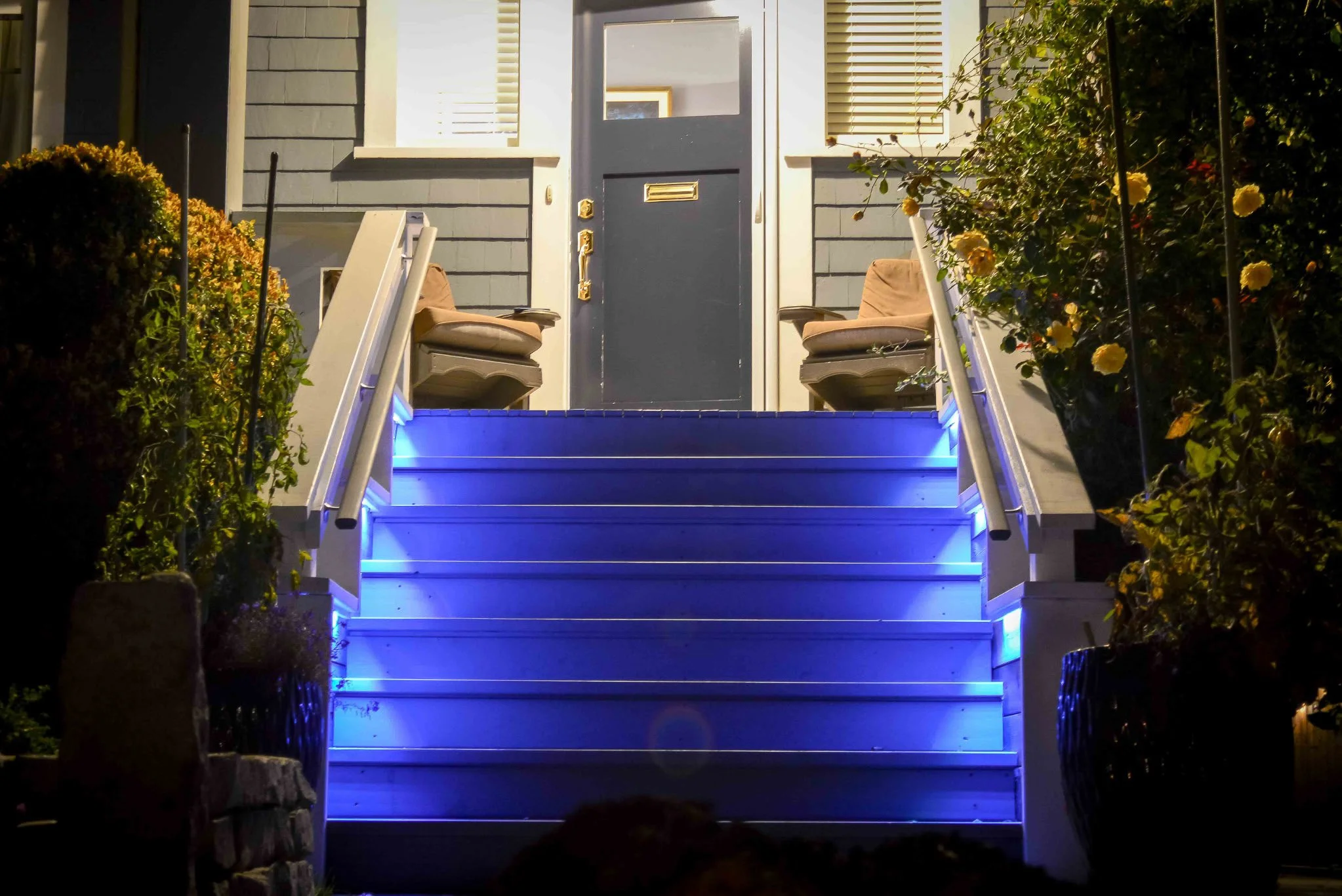 Outdoor step lights for safety & style outdoors