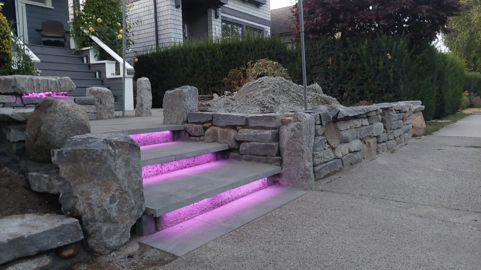 Outdoor step lights for safety & style outdoors