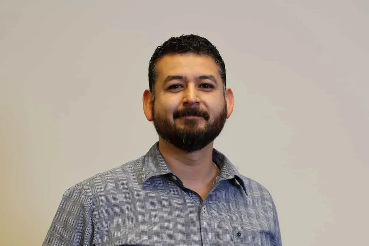 Professional portrait of Jorge Fernandez, commercial insurance broker at KBK Insurance Agency