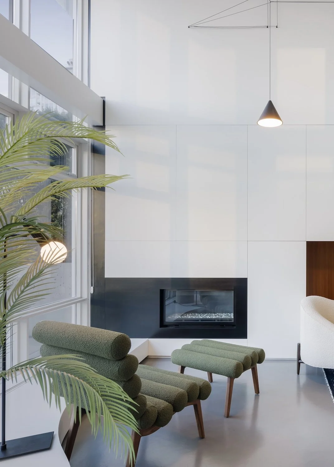 Luxury Townhouse Staging in Yaletown Vancouver
