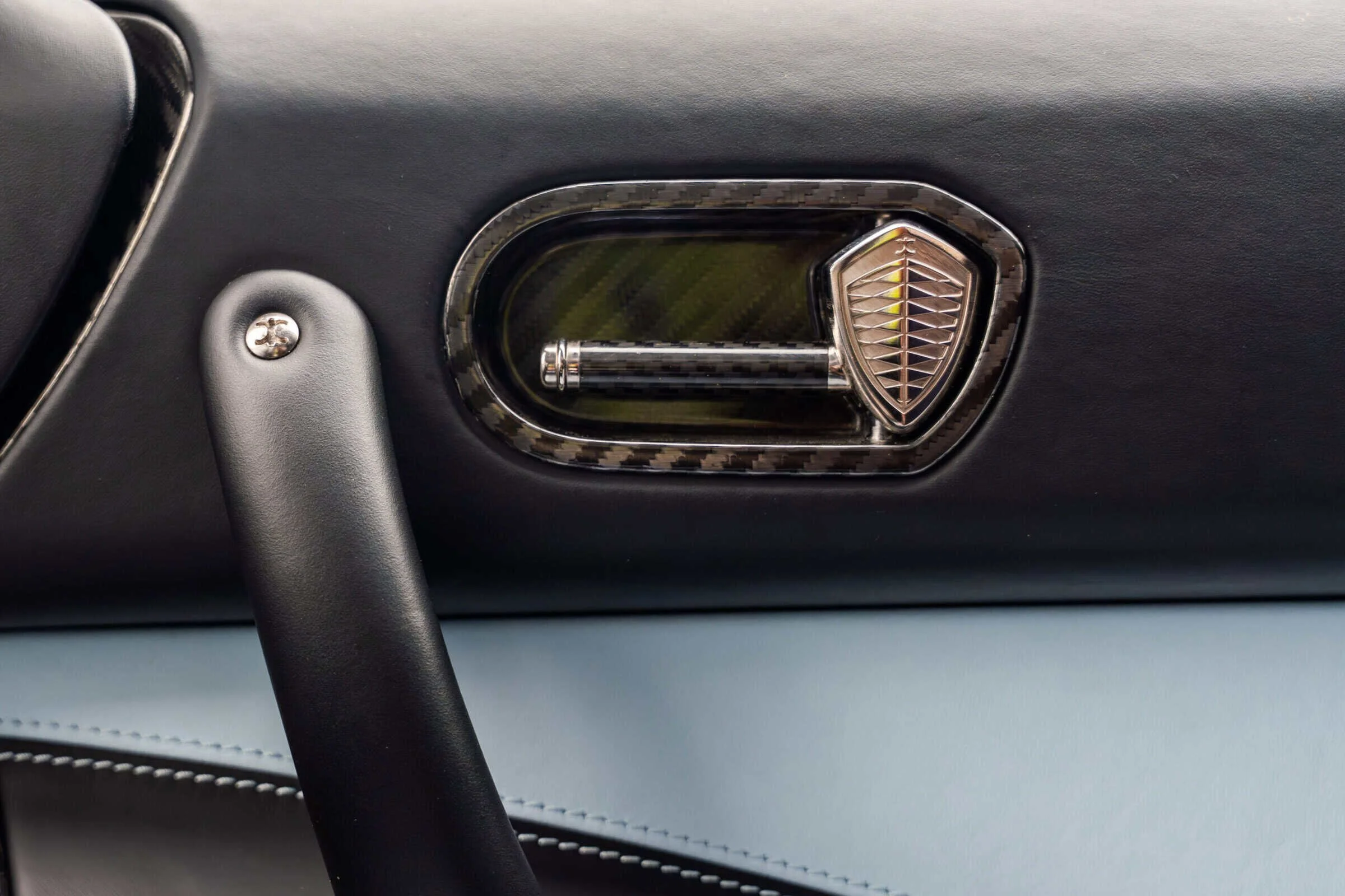 Regera-Interior-61-scaled.jpg