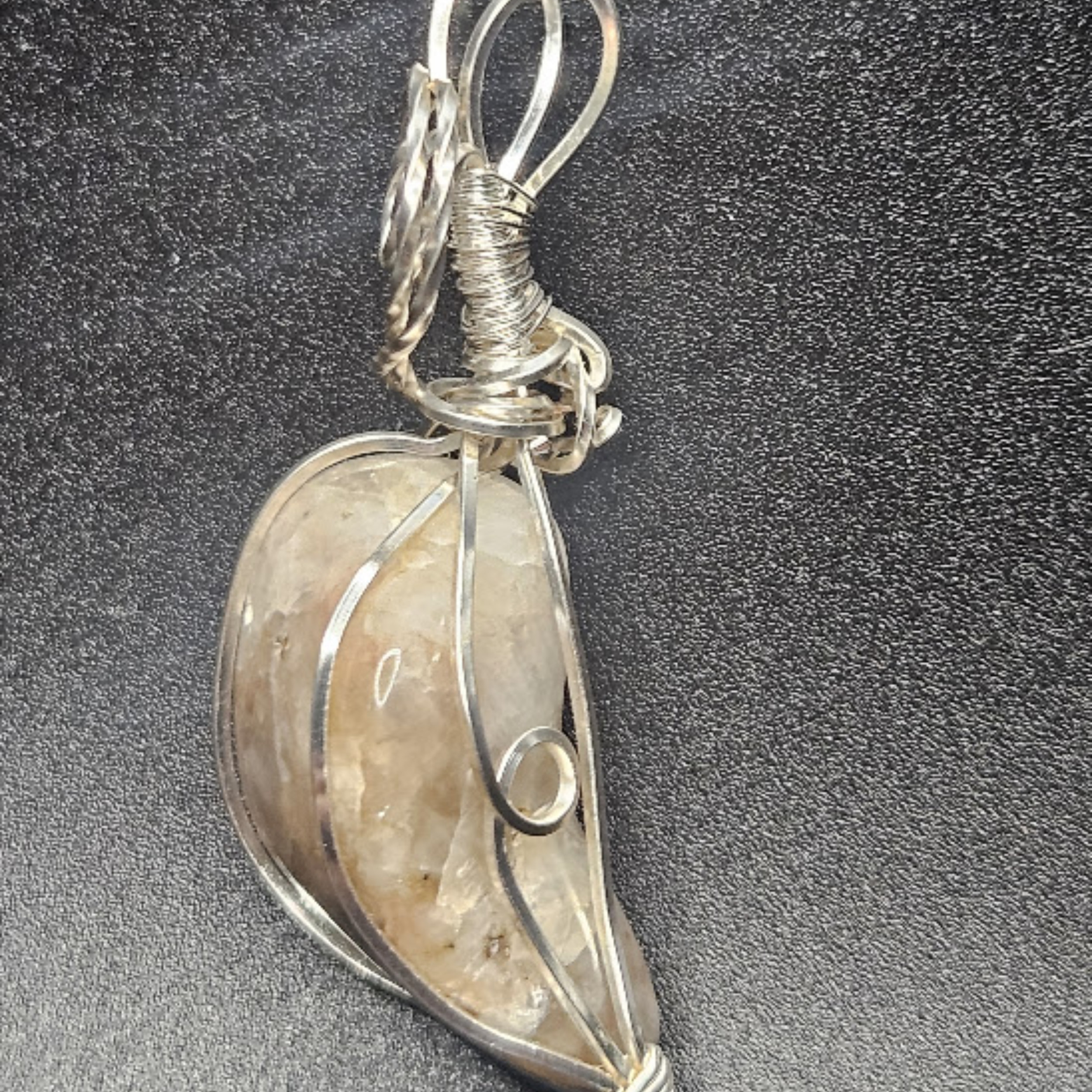 Pend.Sp.25.050 2500x2500 (2).png