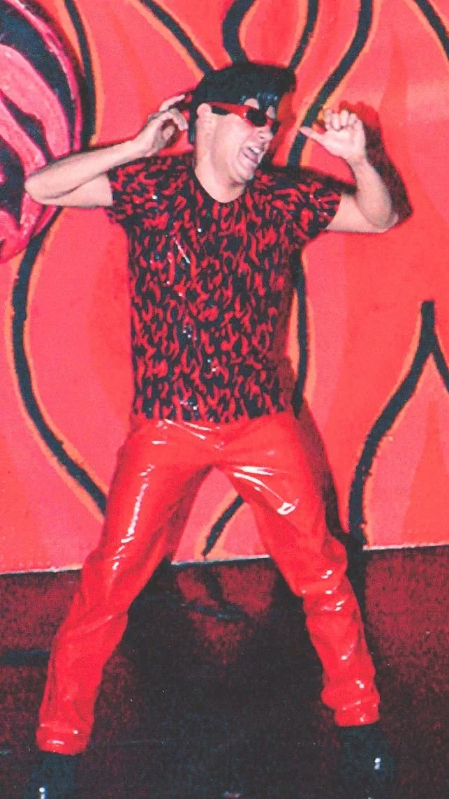JOHN SINGING ROCK AND ROLL
