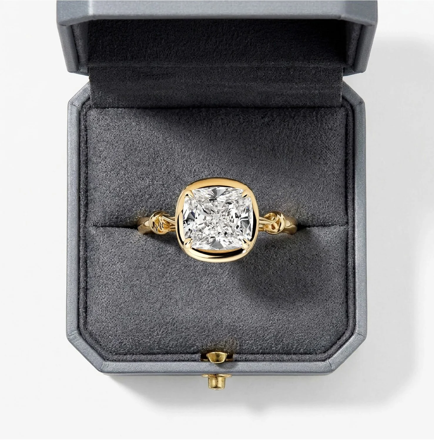 Ring box.jpg