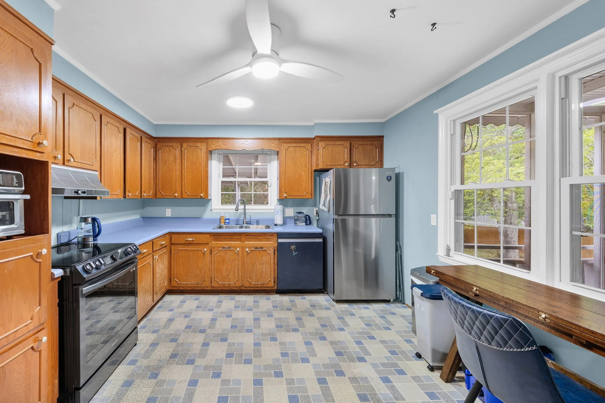 10-web-or-mls-20 Driftwood-11.jpg