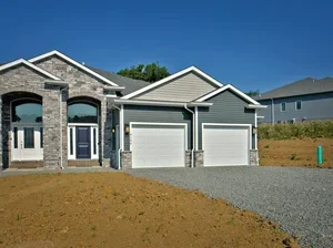 Shuster Custom Home 476B
