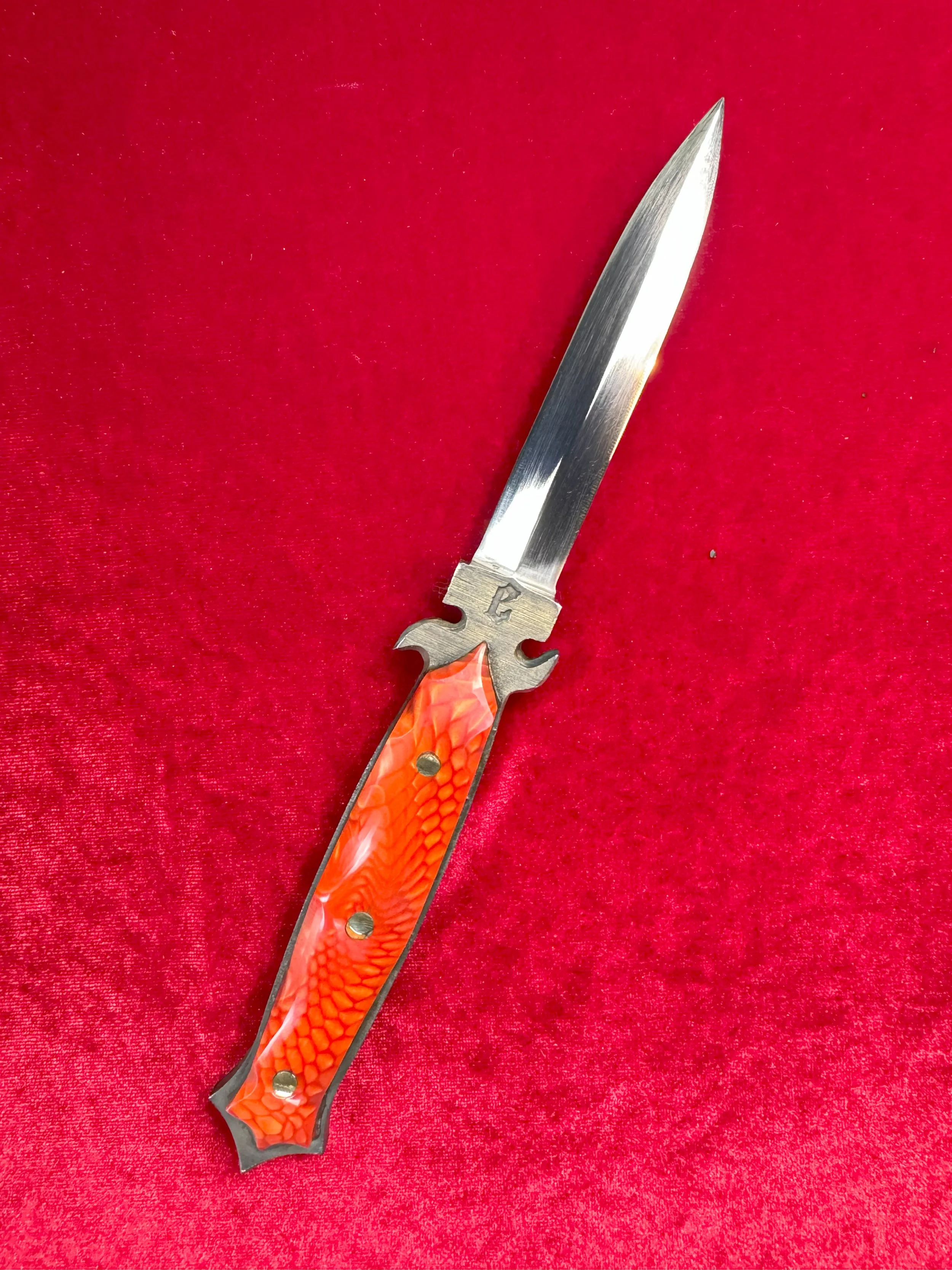 Dragon Shank - Fixed Stiletto