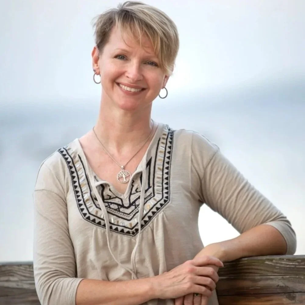 Tampa Therapist providing counseling and therapeutic yoga service in Tampa