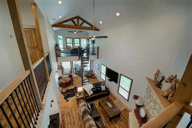 1224 Sun Ray
Horseshoe Bay, TX