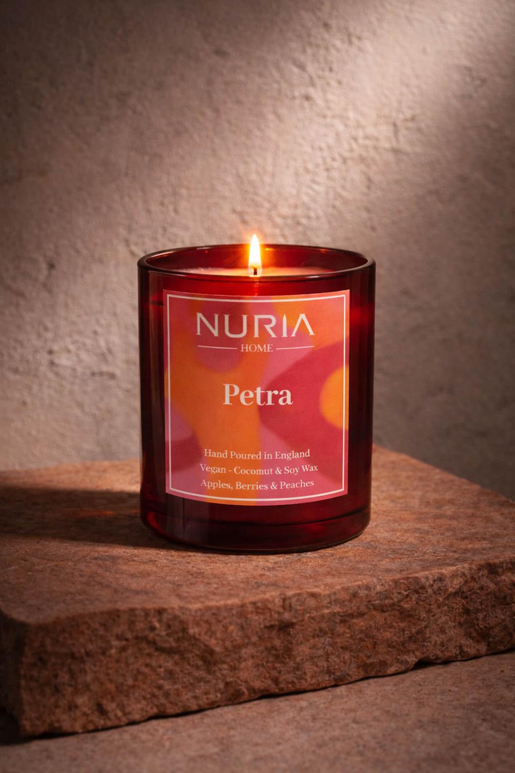Petra candle   -   Apple, Berries & Peaches (30cl)