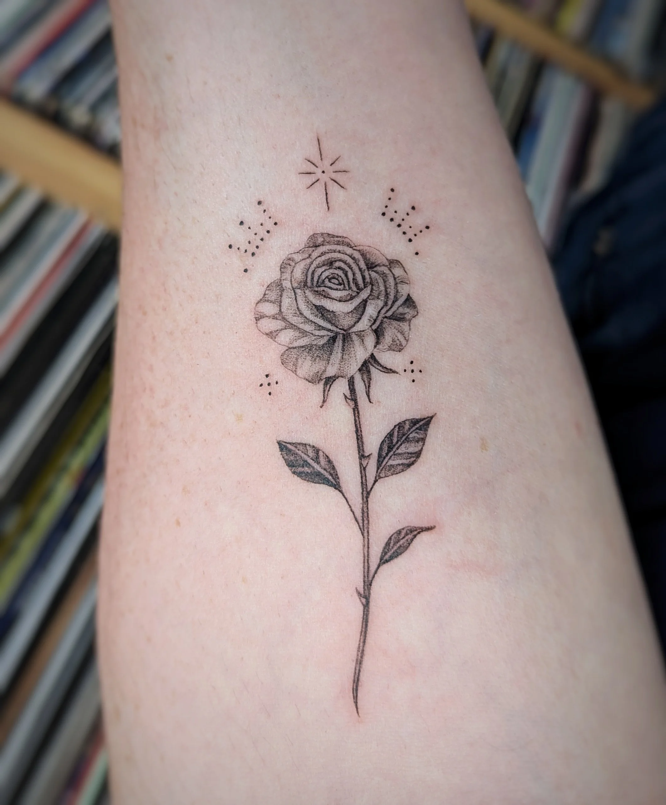 fine-line-black-grey-rose-tattoo-toddington-bedfordshire.jpeg