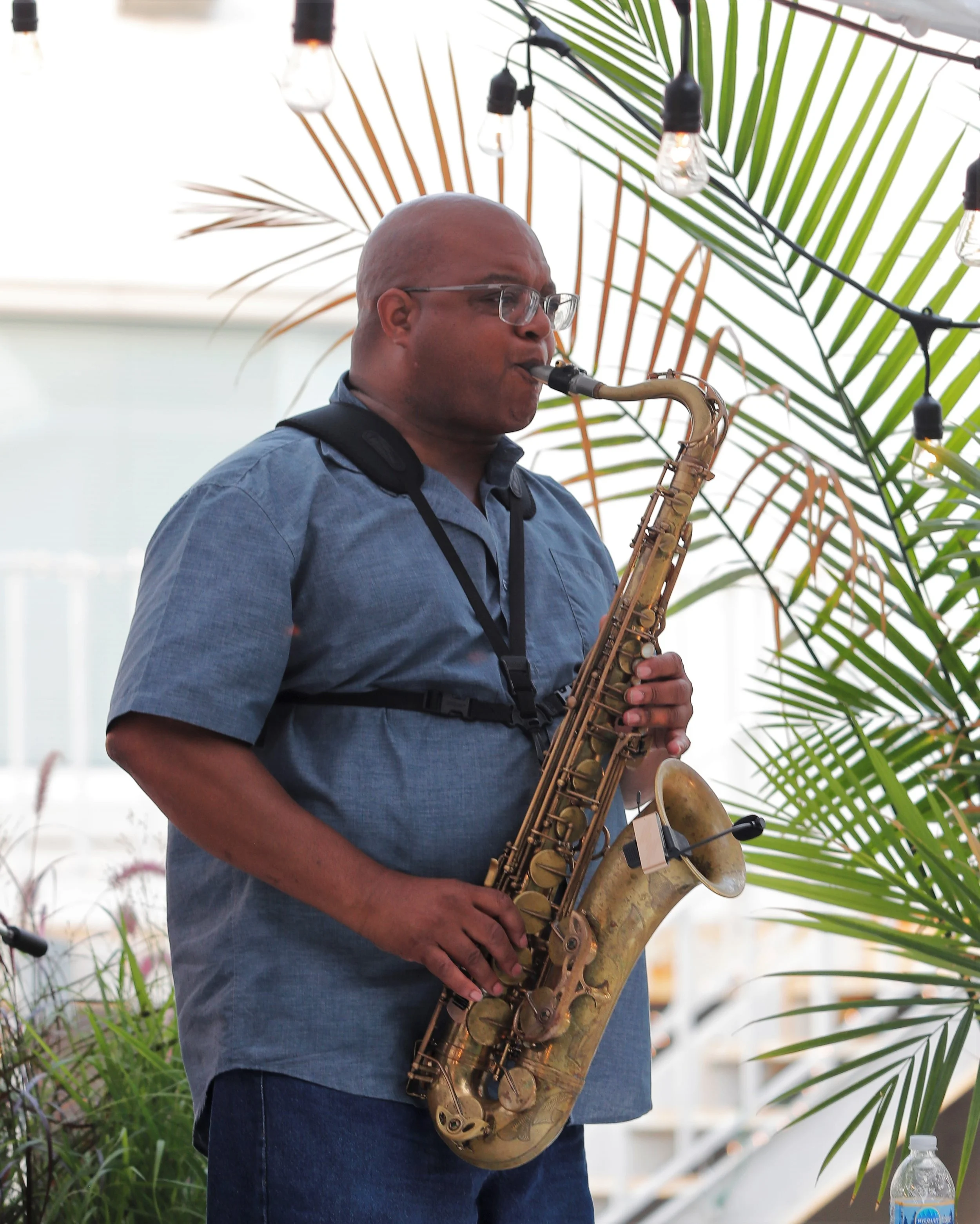 Saxophone player at Groov'n In The Garden