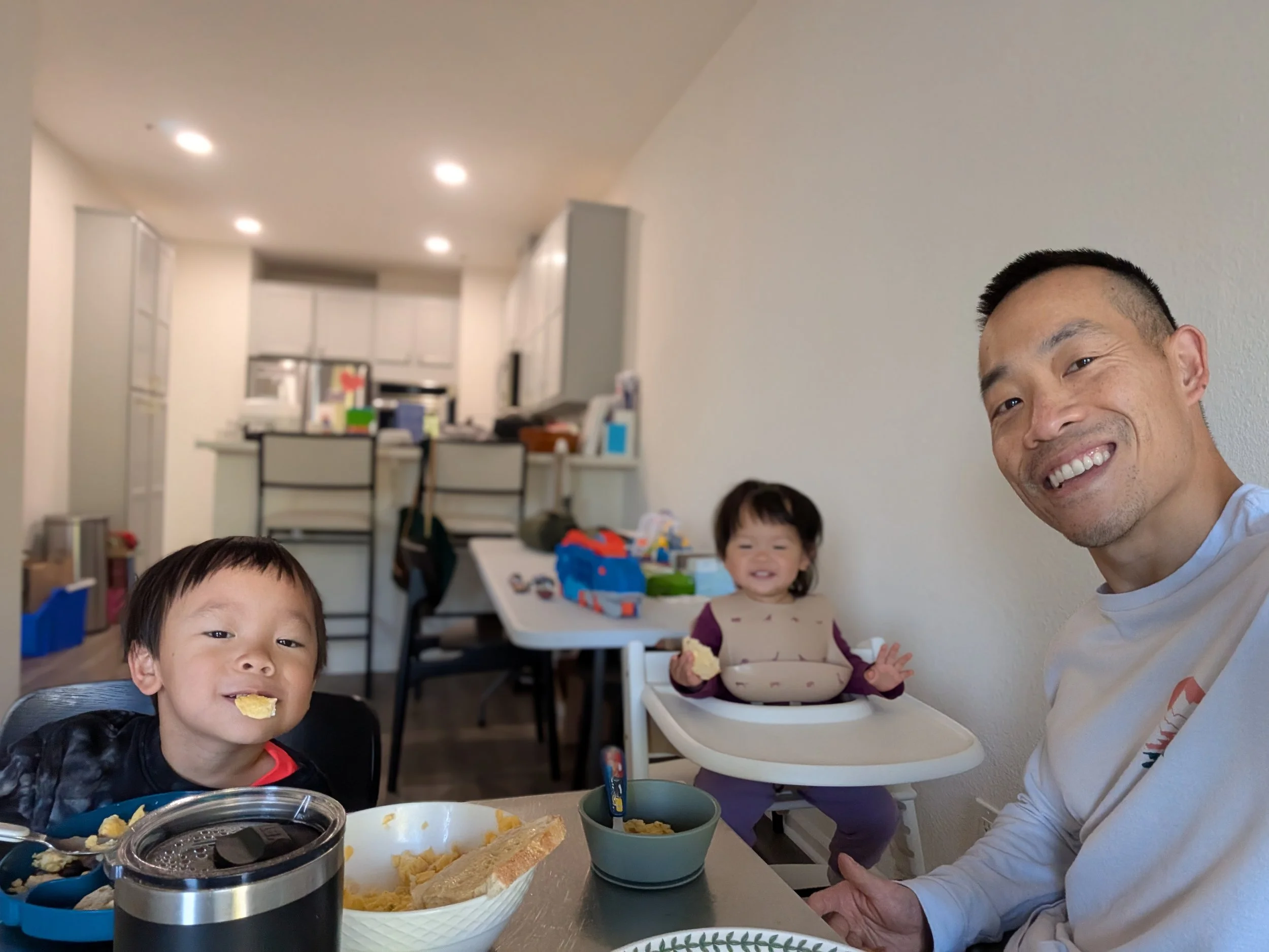 Beyond Pain Relief: The Role of Nutrition and Mindset in Home Physical Therapy