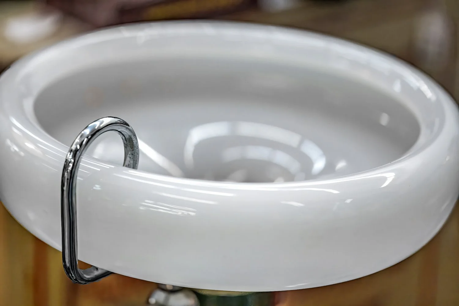 Forestwood Antique Mall, Dallas dental spit basin.jpg