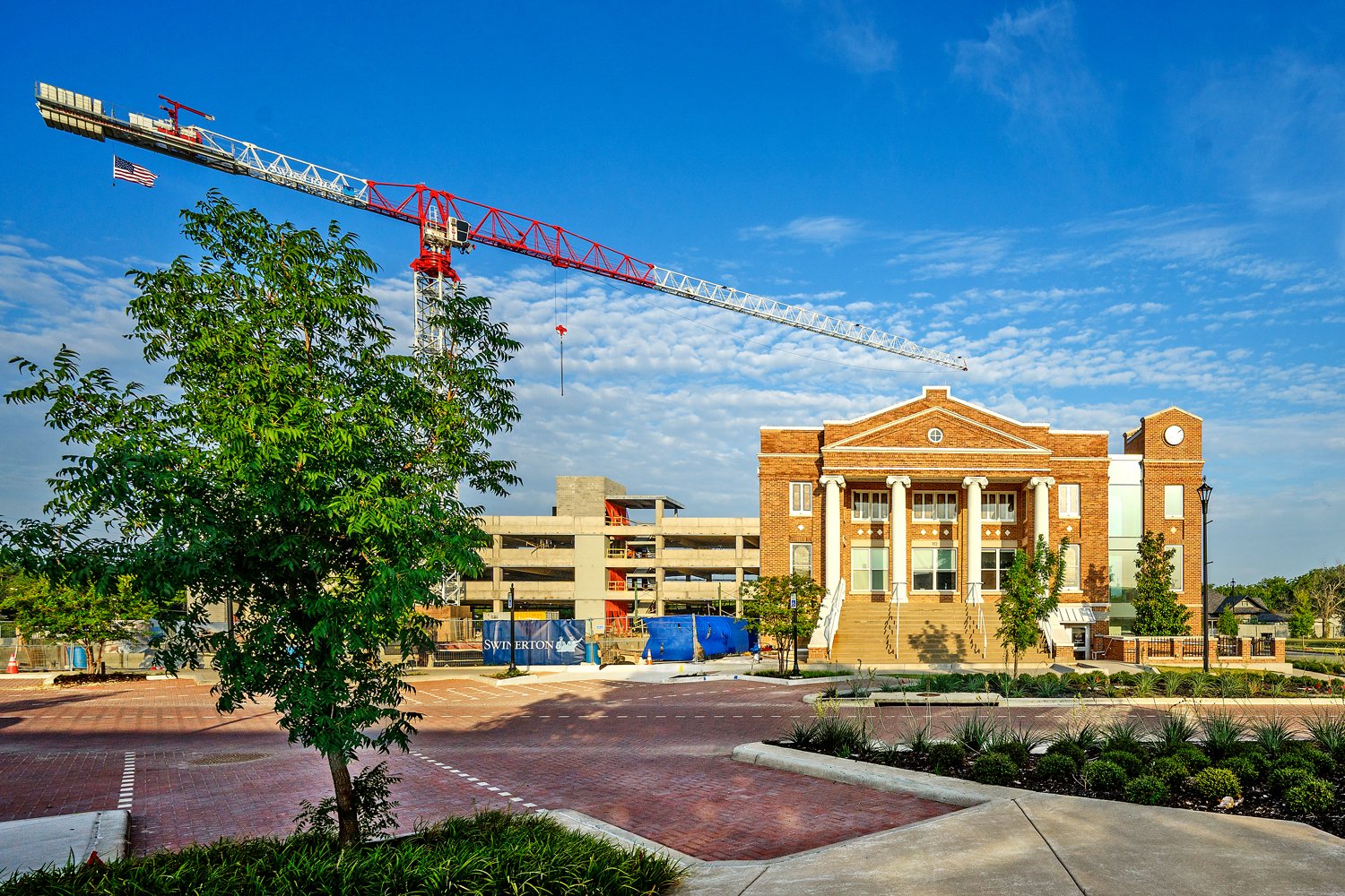 Celina TX building crane flag1.jpg
