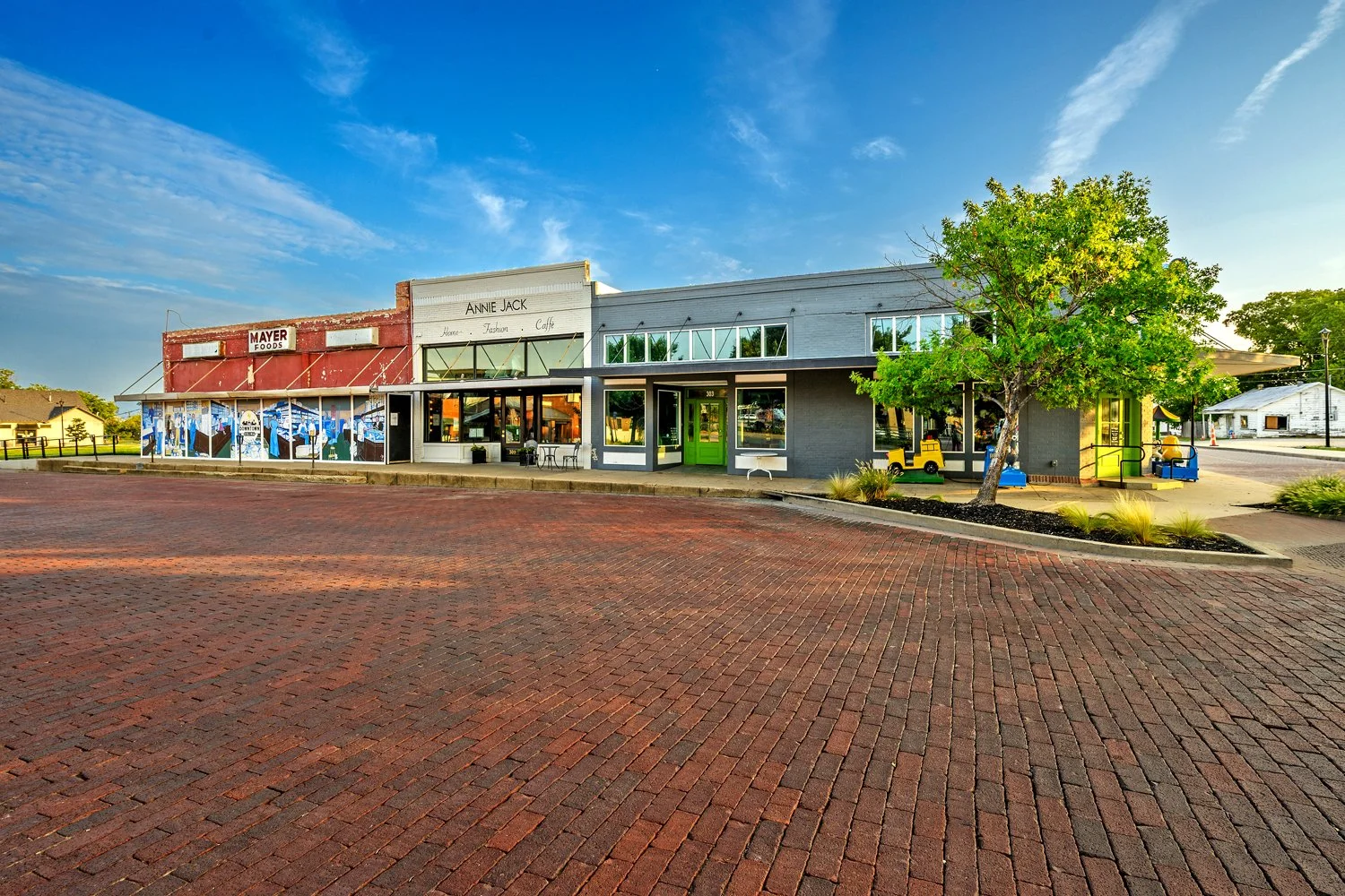 Celina TX shopping strip at corner2.jpg