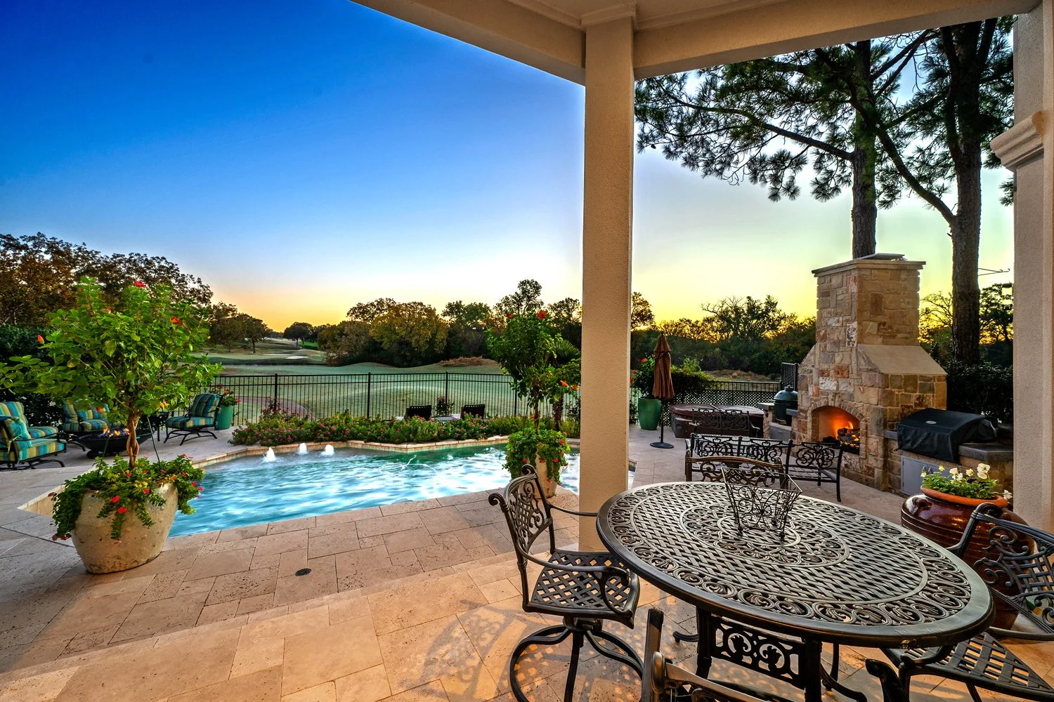 dallas-pools-outdoor-livingl-photographer-houses-dallas_15.jpg