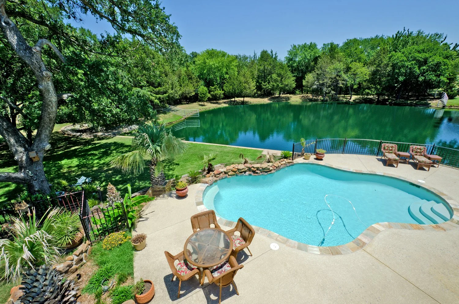 dallas-pools-outdoor-livingl-photographer-houses-dallas_26.jpg