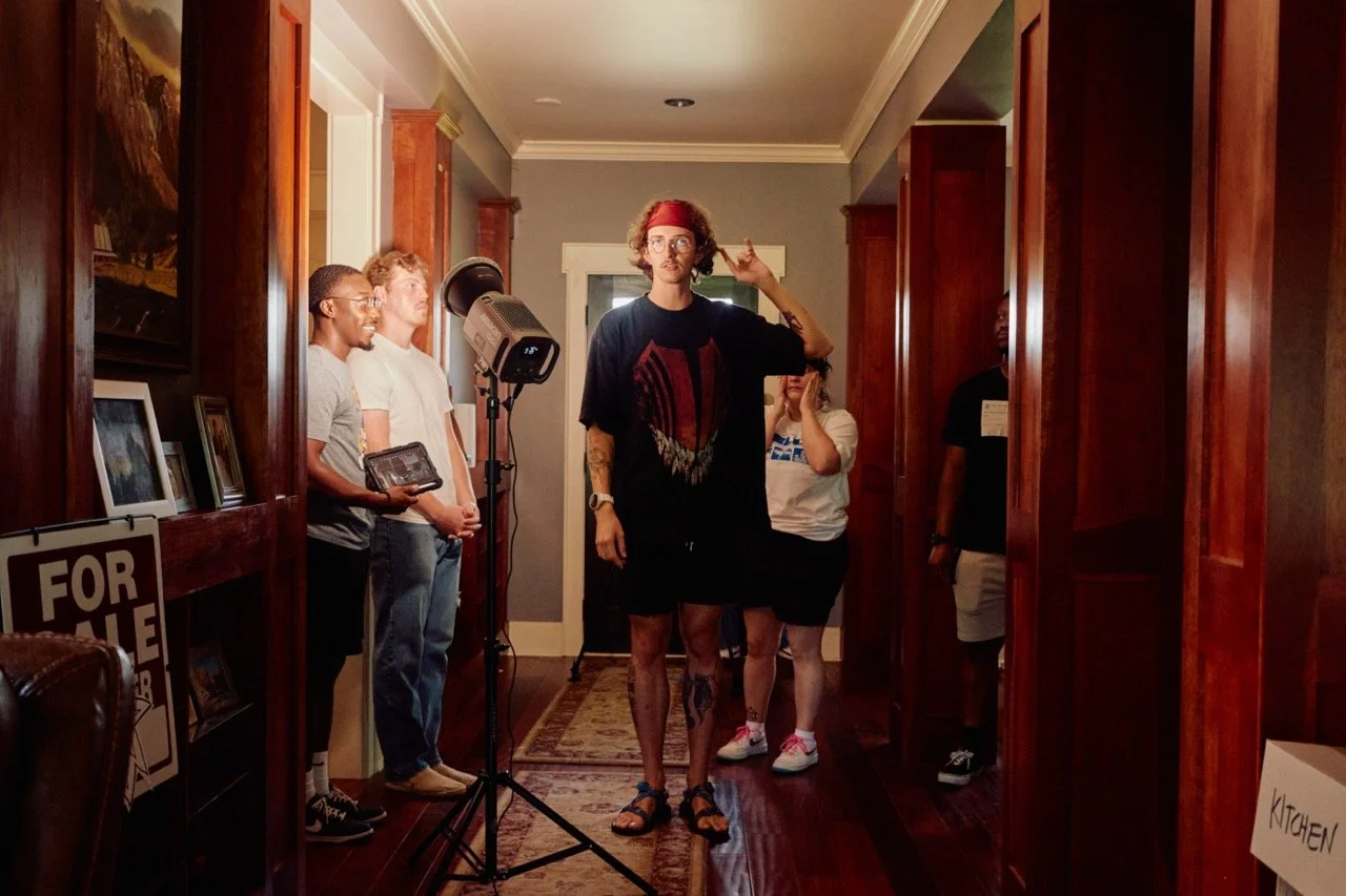 HOA AILEN 18 Large.jpeg