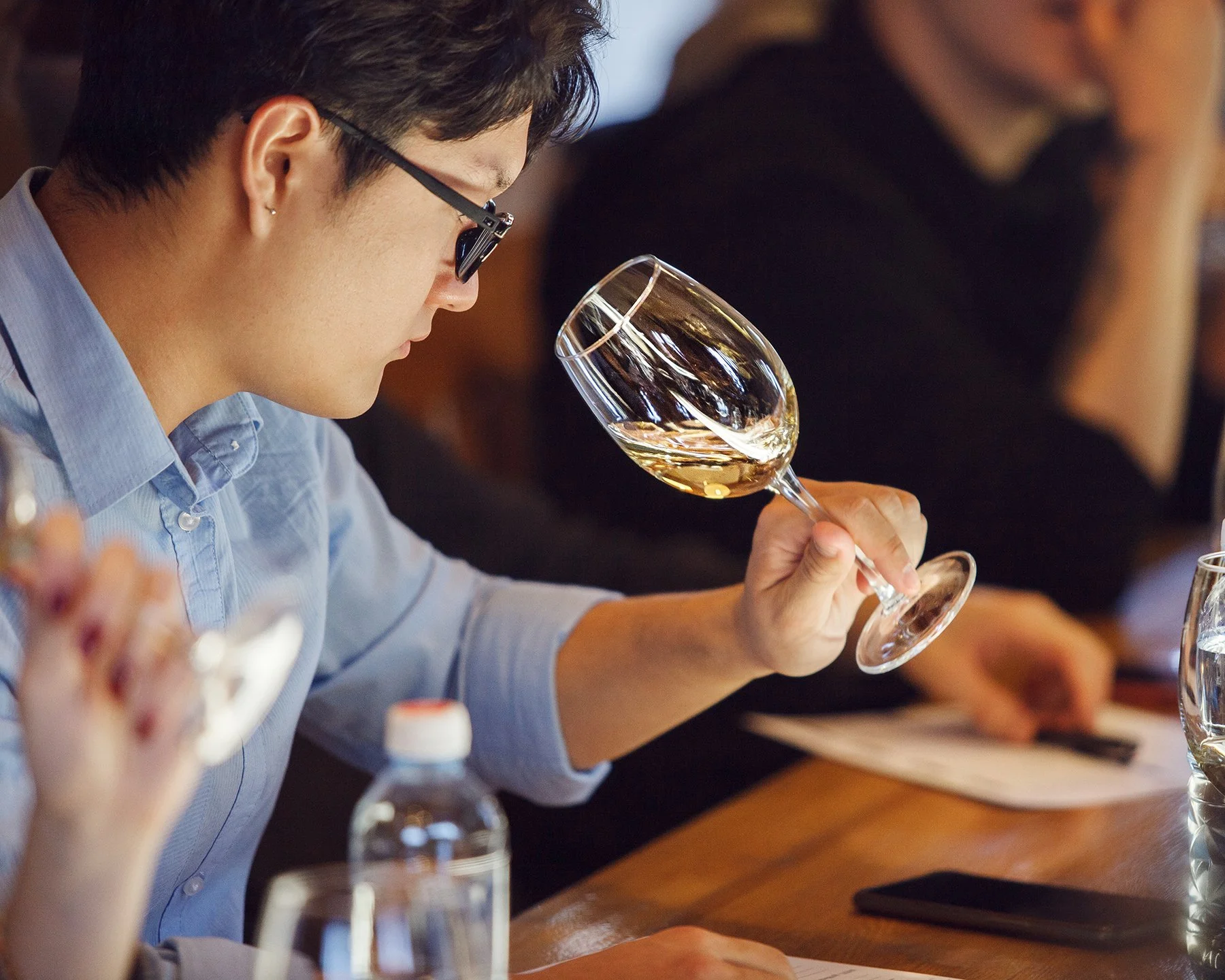 learning to taste wine in class