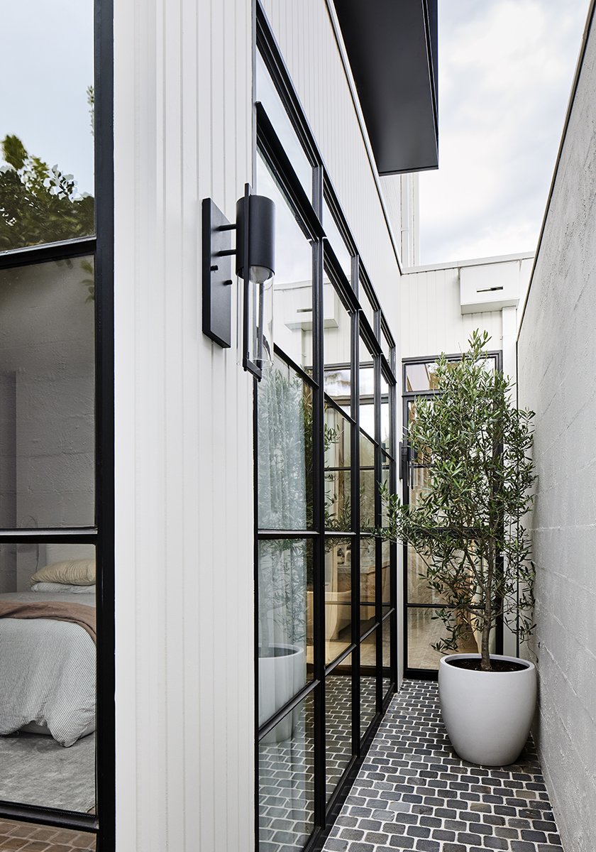 EI Patterson Plc_08.jpg