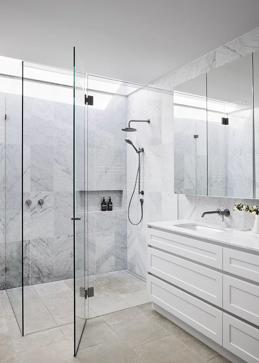 Empire Int_Hunter_17.jpg