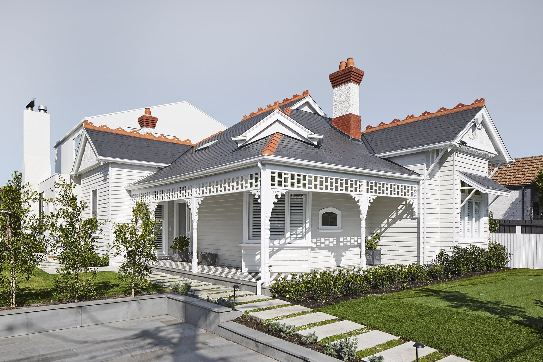 Empire Int_Hunter_02 copy.jpg