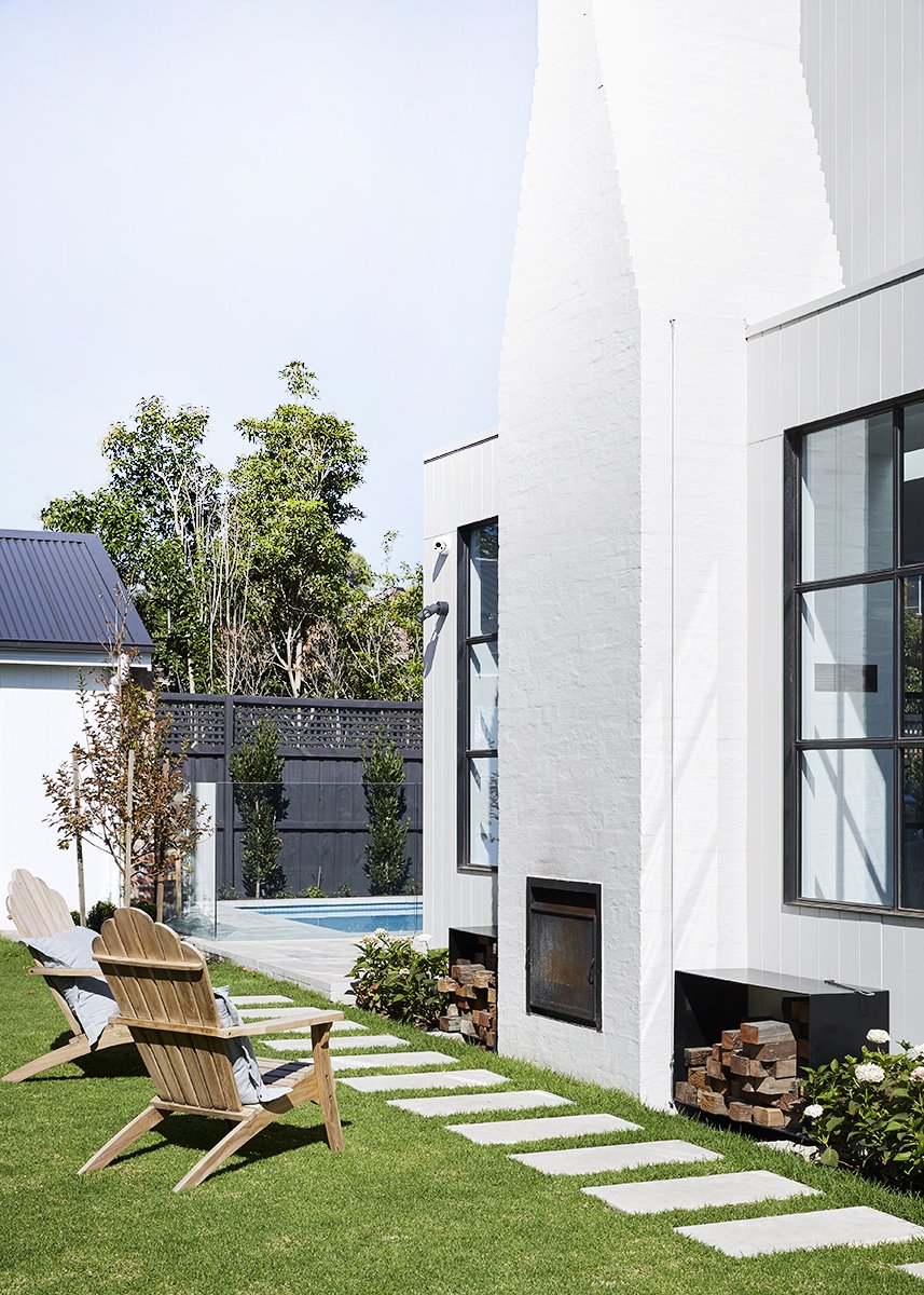 Empire Int_Hunter_04 copy.jpg