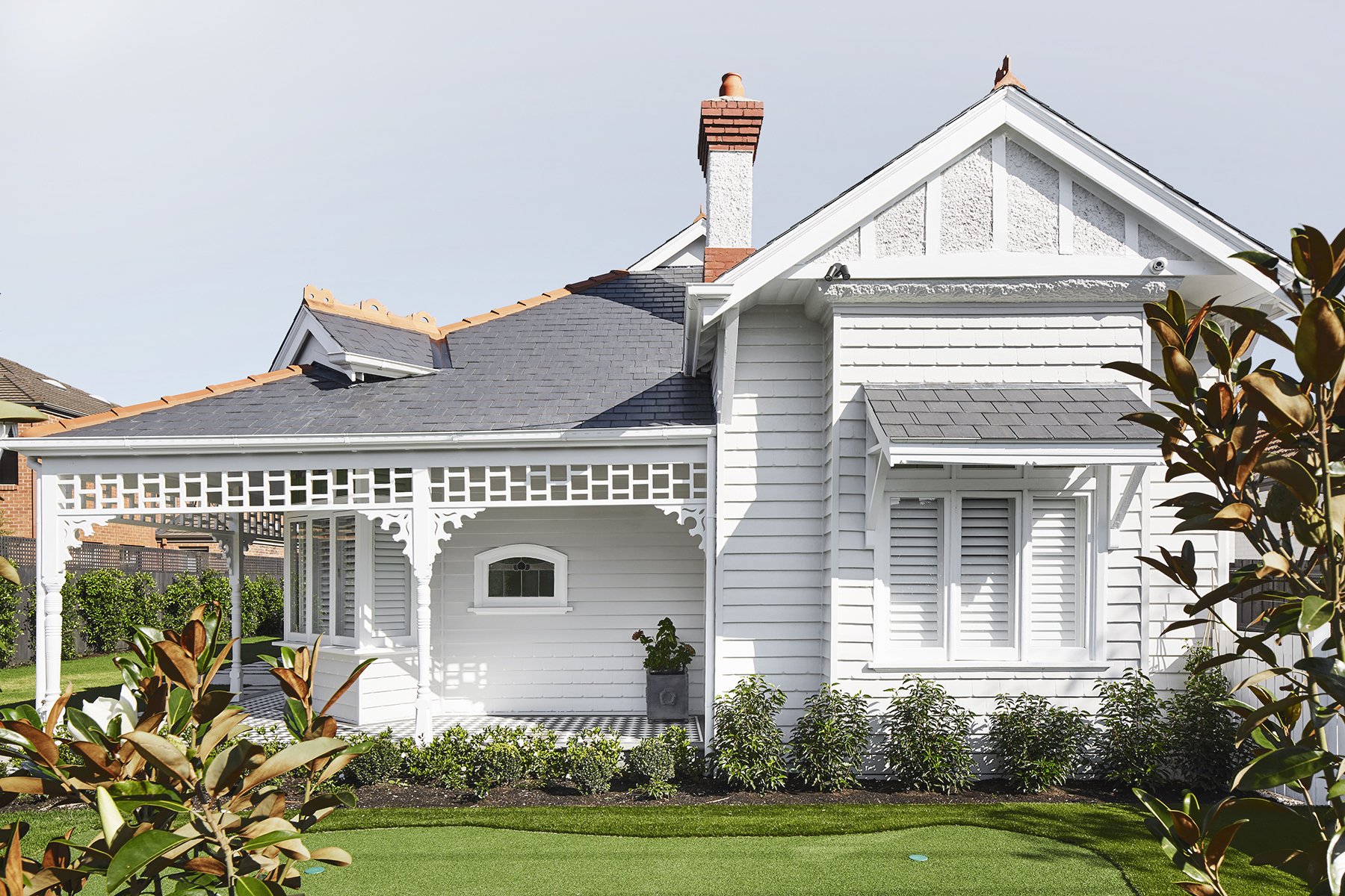 Empire Int_Hunter_01 copy.jpg