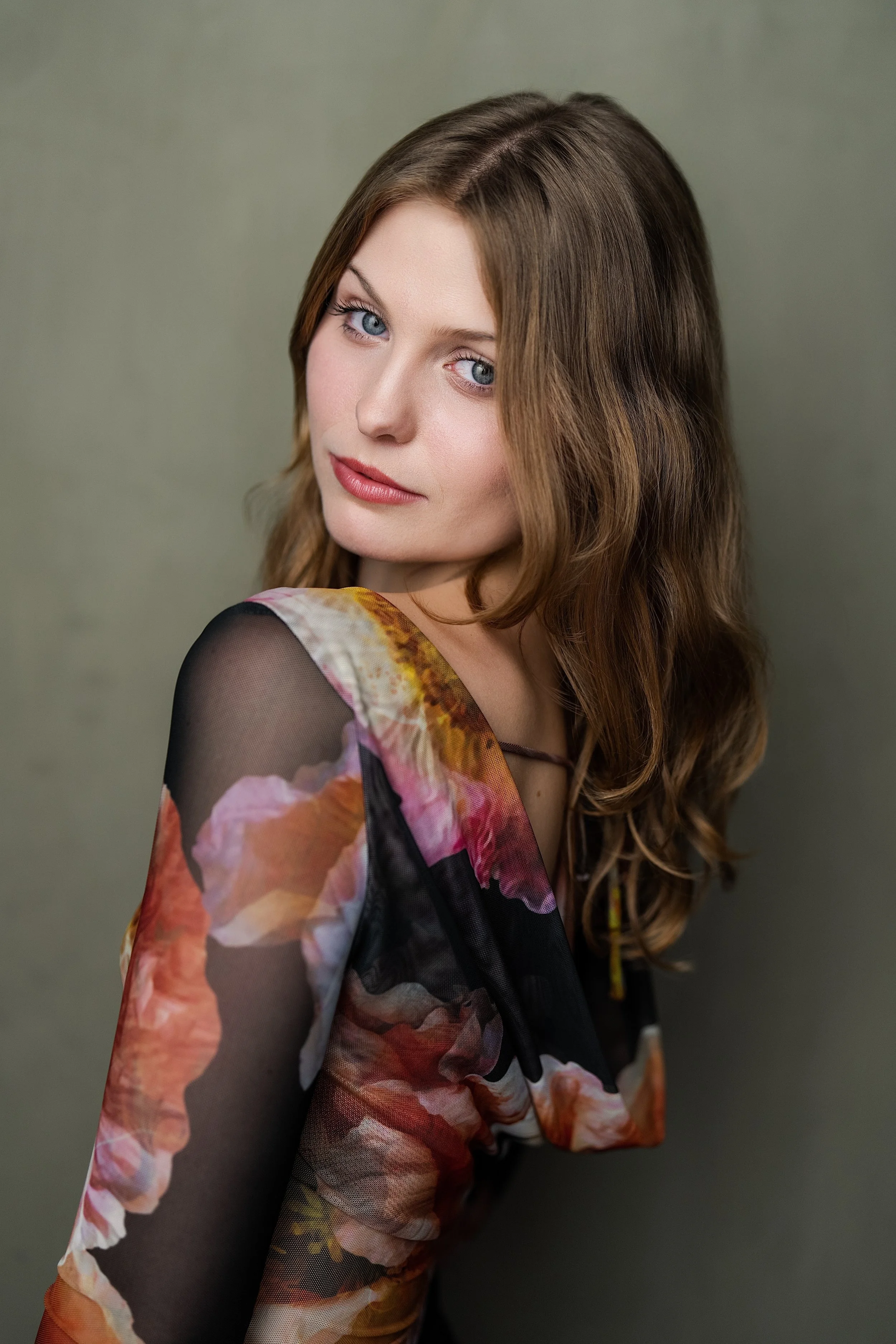 Kat_Fosmoen_HEADSHOT3.jpg