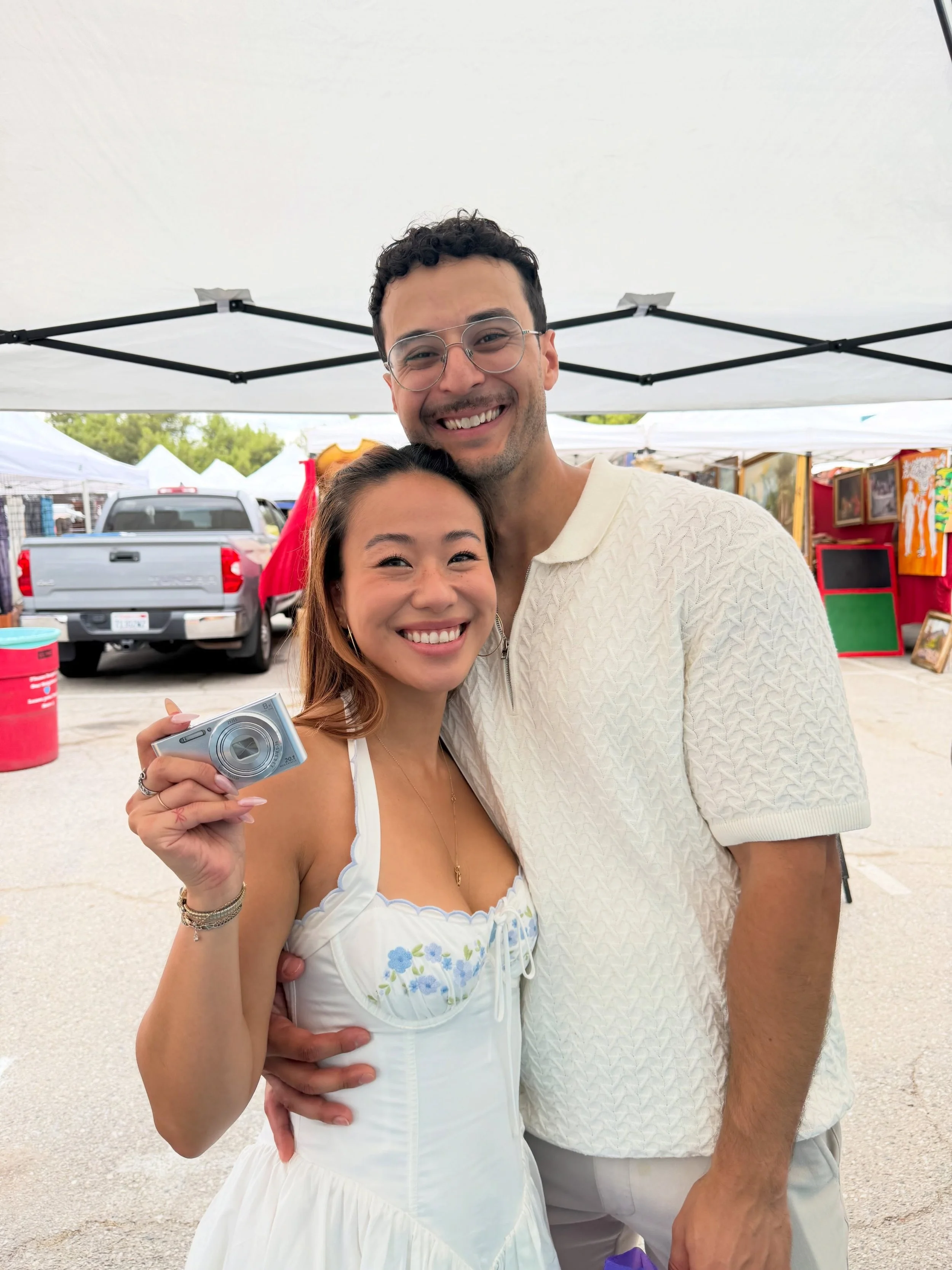 Every Sunday @melrosetradingpost gets lit 🔥 with Digicams and Camcorders.  Come get yours!