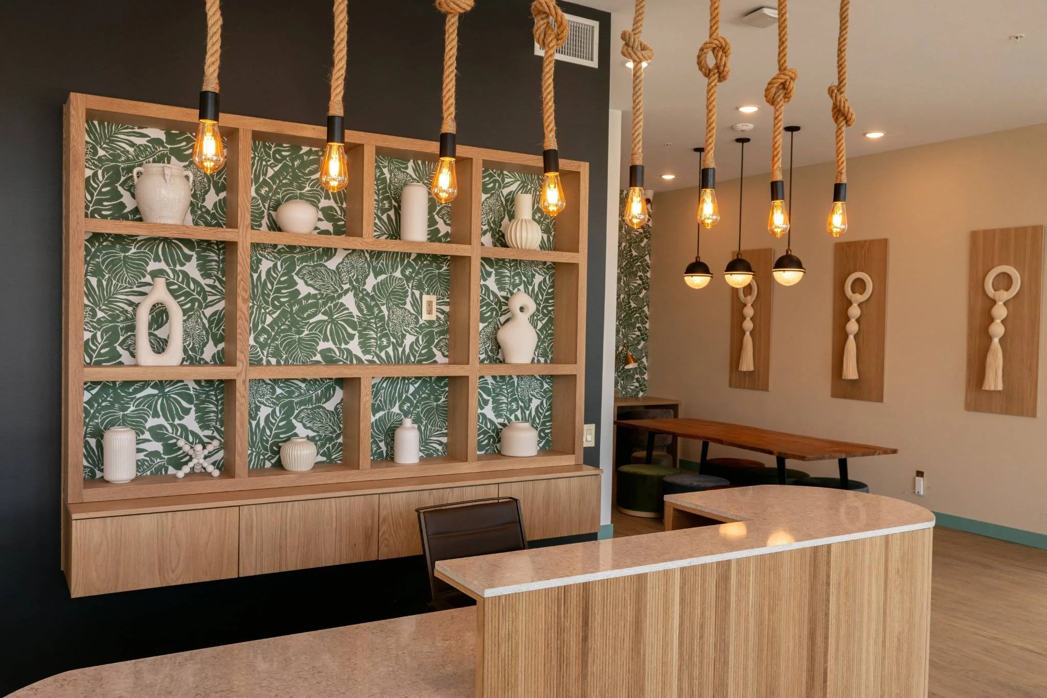 Lobby_08_compressed.jpg