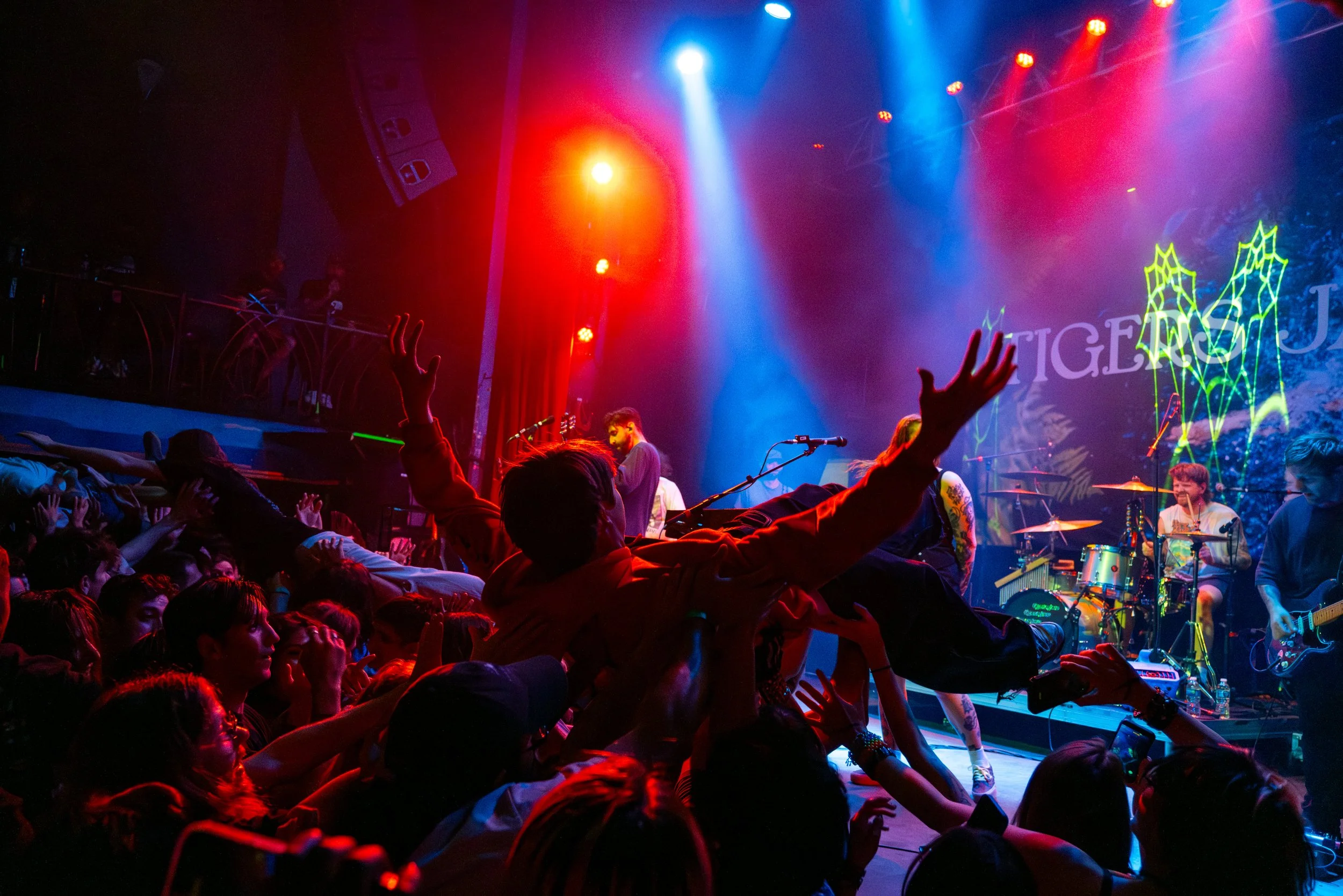 mcr.tigersjaw.gothic-26.jpg