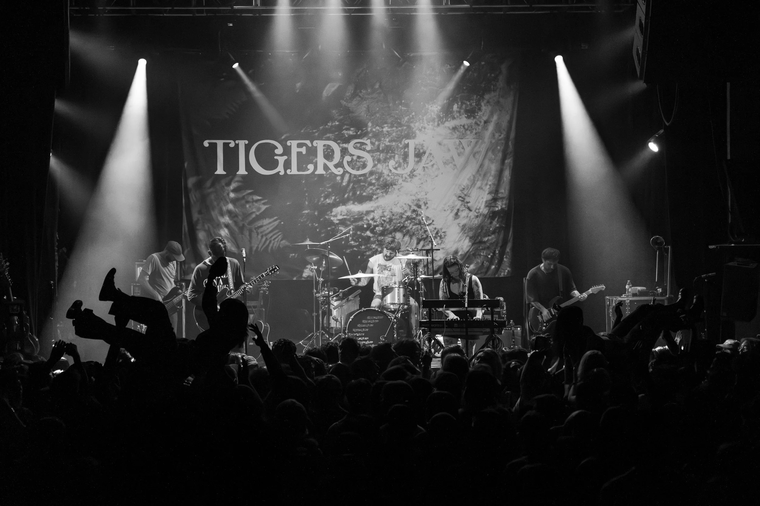 mcr.tigersjaw.gothic-21.jpg