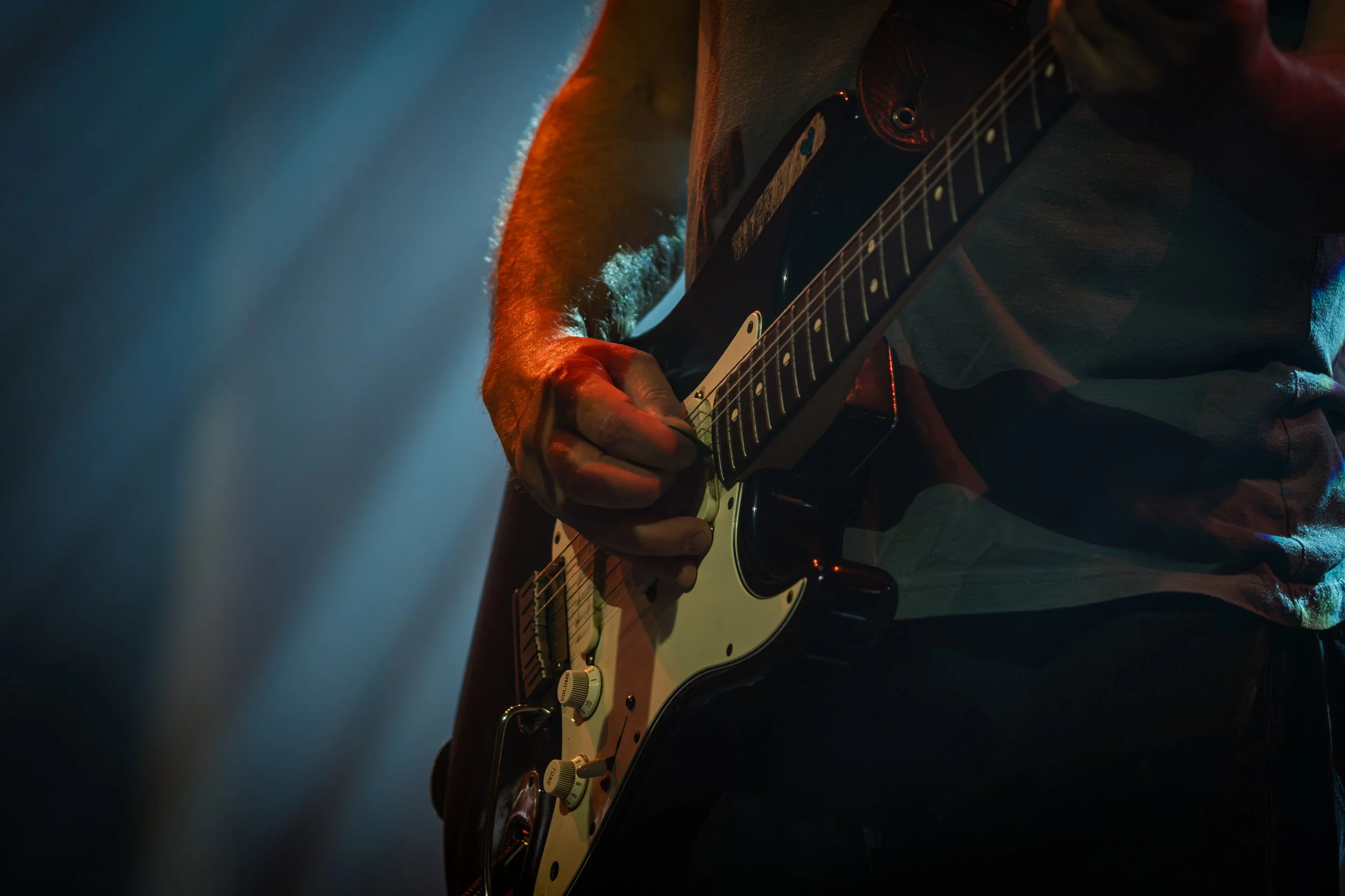 mcr_built to spill_phil long_91826-5.jpg