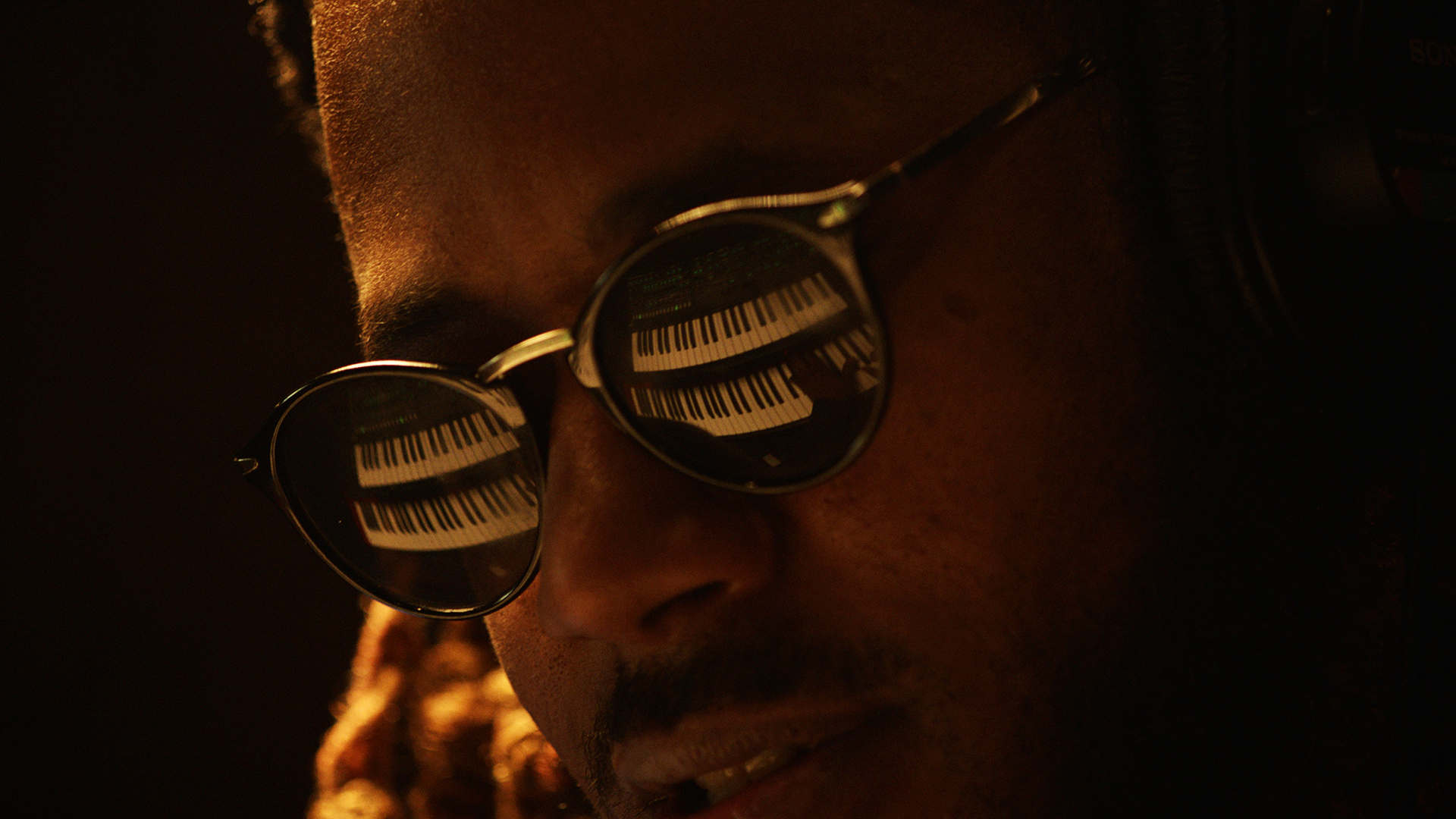 TJ_STILLS_ROUGH-CUT-01_CHRIS-STANKONIA-KEYS.png