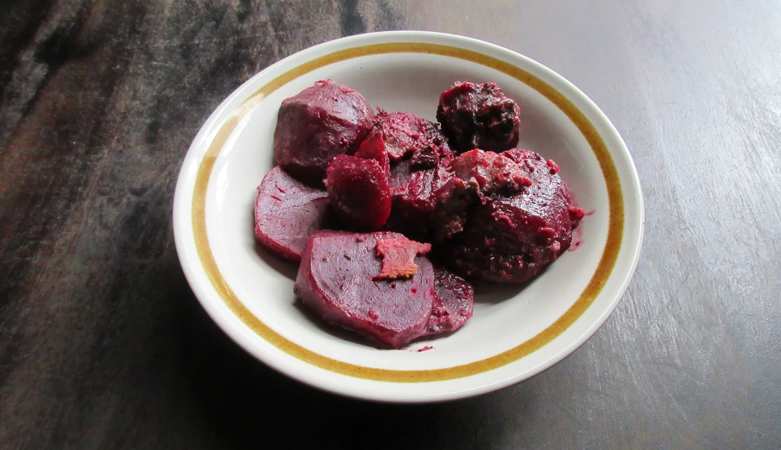 Piquant Beets