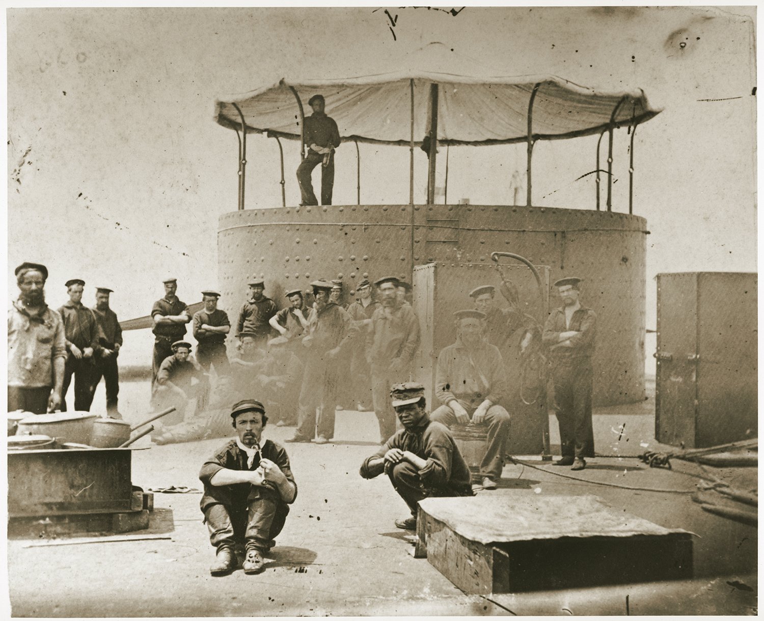 MS16-038-monitor-crew-on-deck.jpg