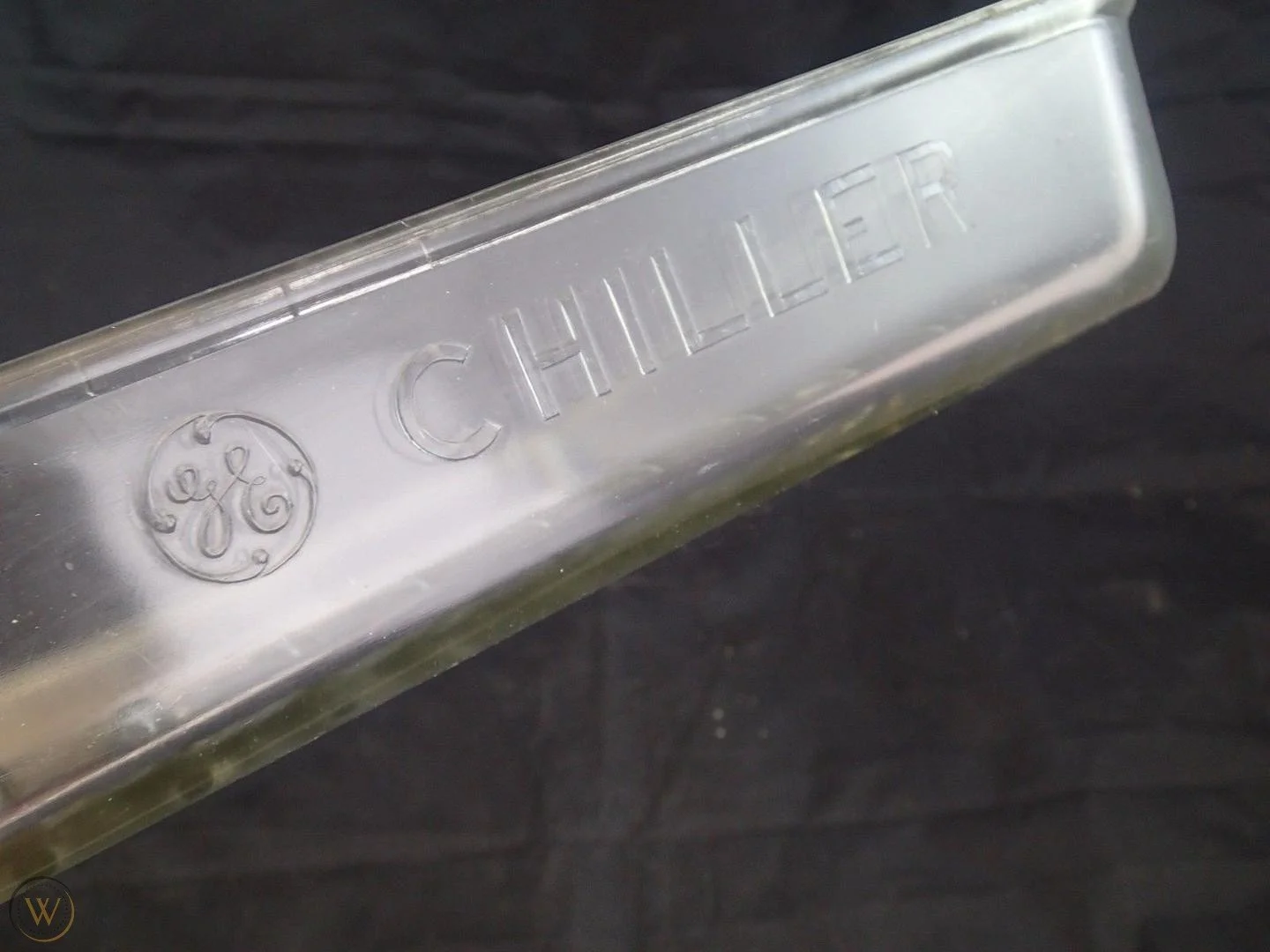 vintage-heavy-glass-chiller-tray_1_3c74ba5bc79f25c503370975275dfa24.jpg