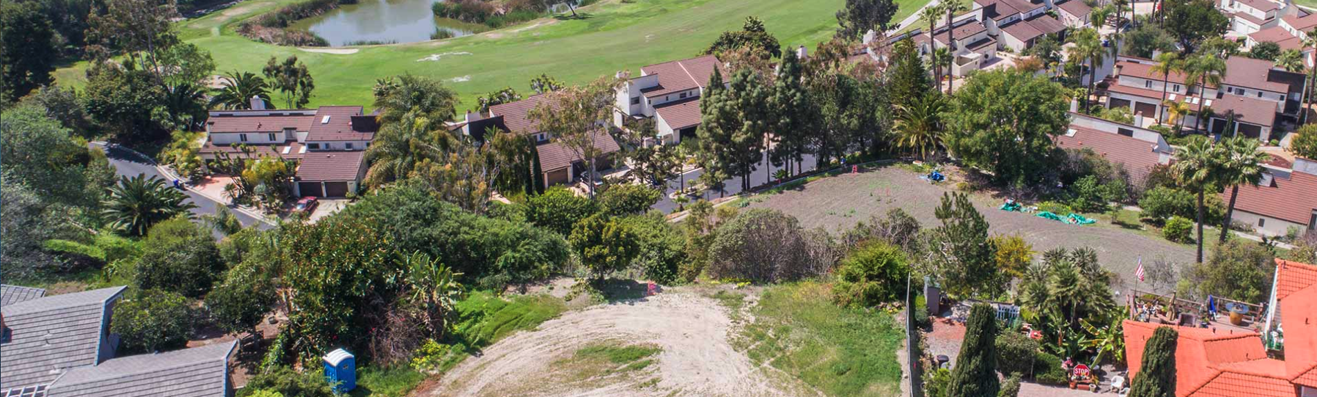 A PLOT WITH PANORAMAS