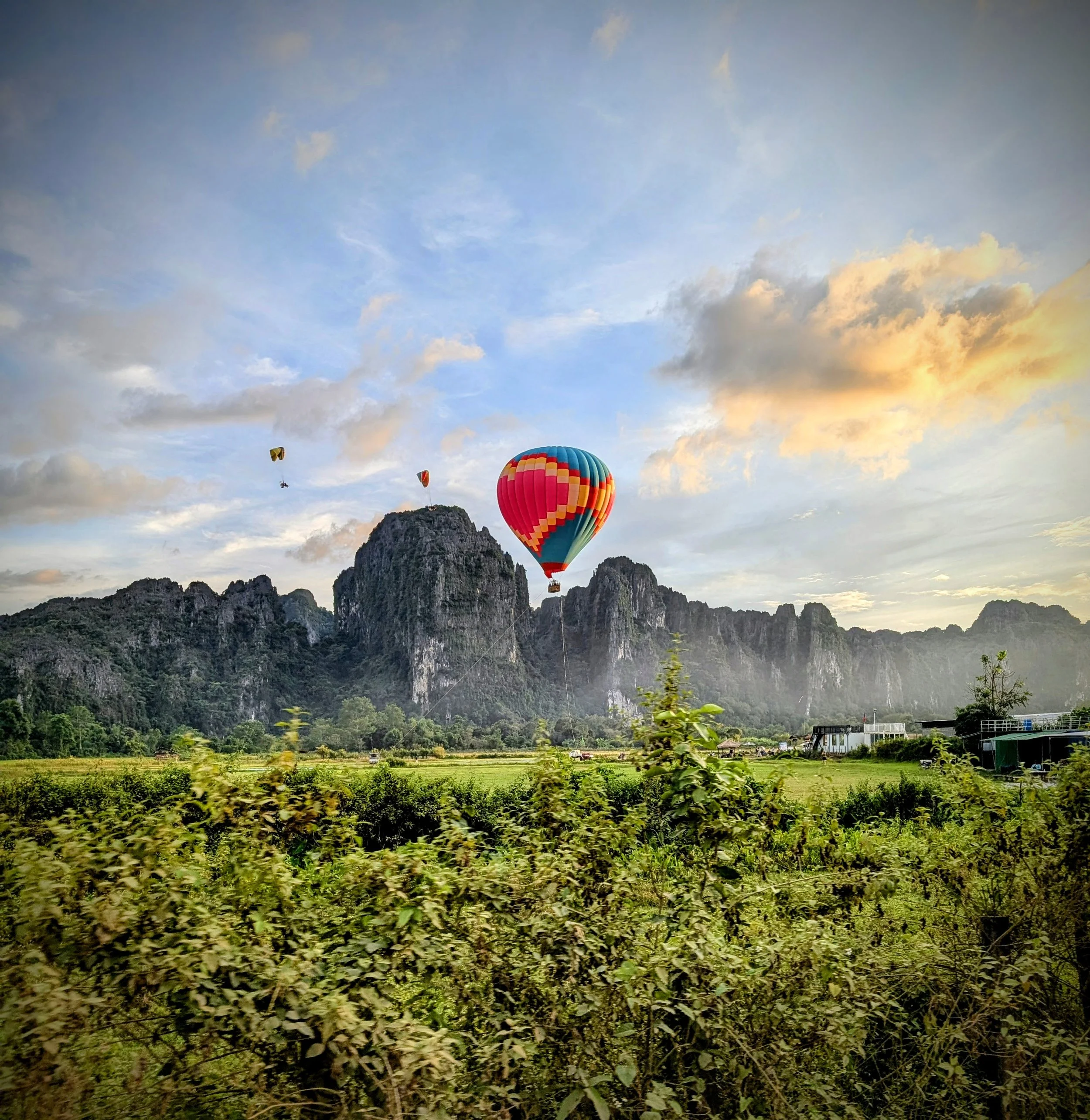 Vang Vieng hot air balloon | Laos