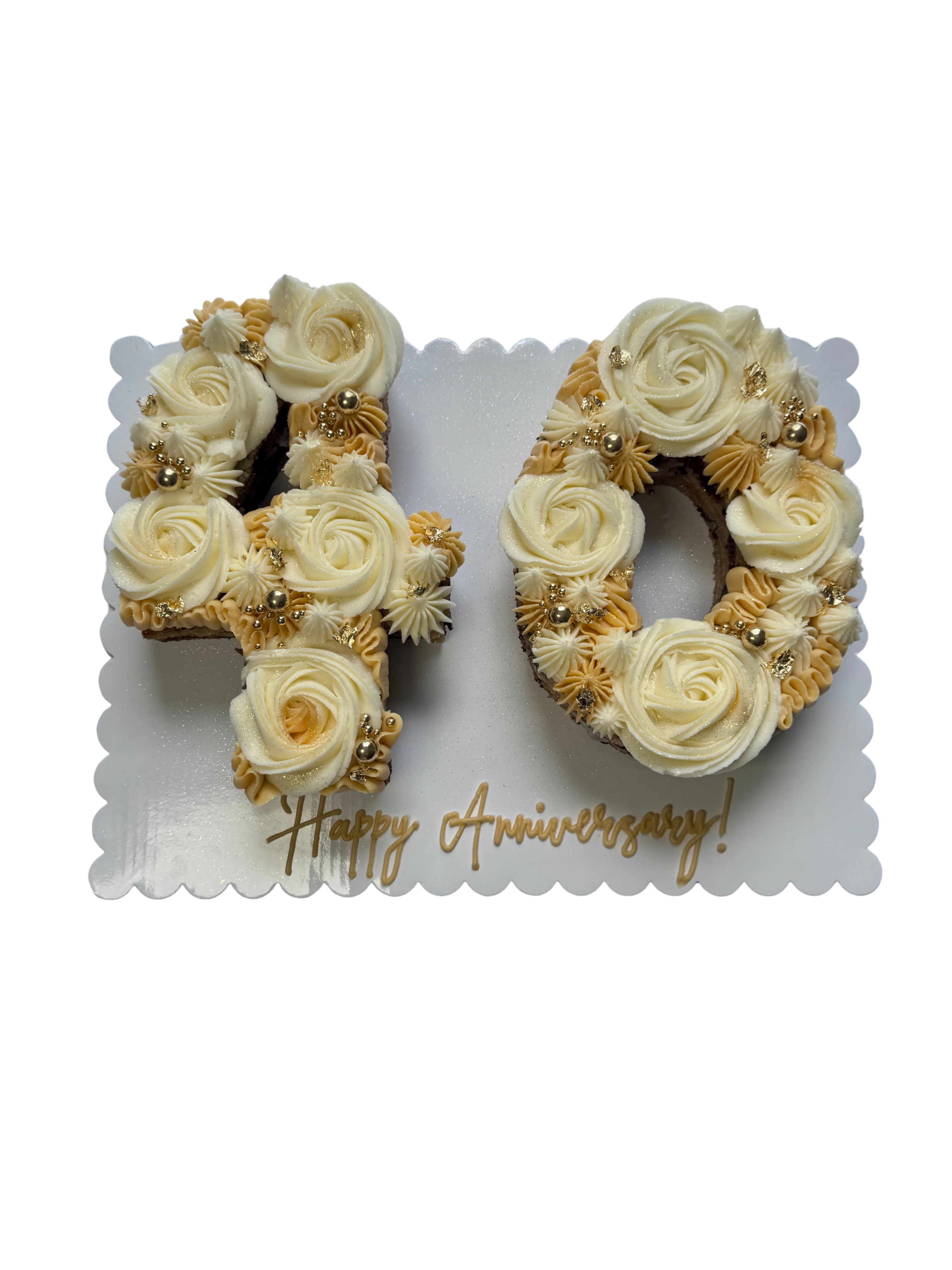 Remove White Cake Board (10).png