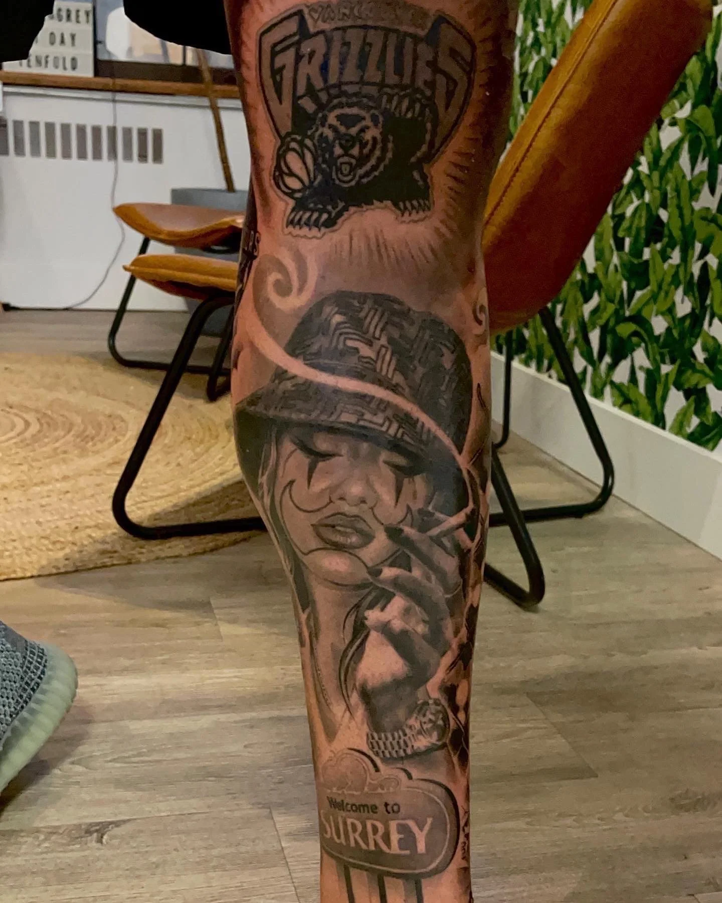 grizzlieslegtattoo.jpeg