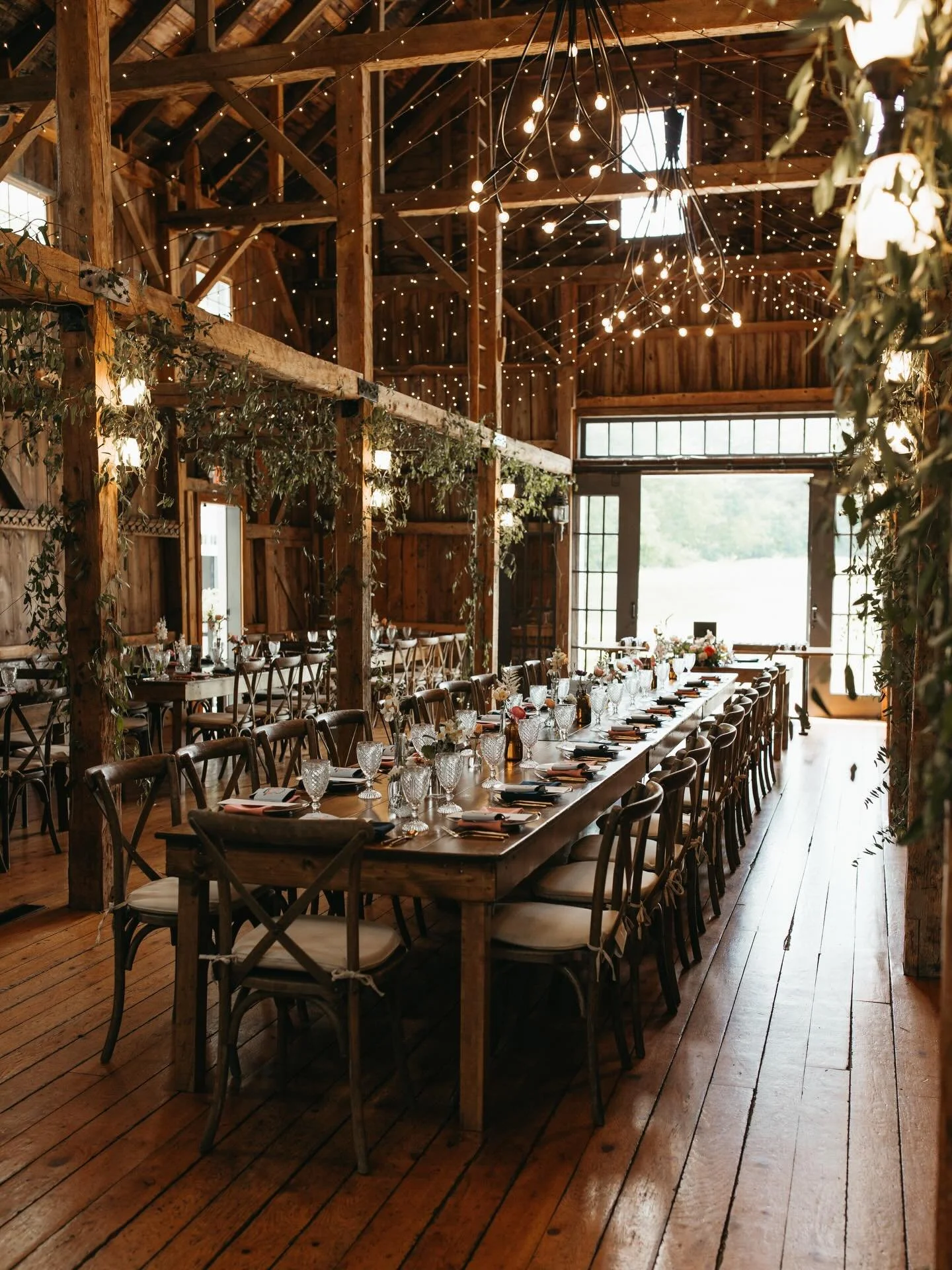 Vendor &amp; Venue Spotlights ✨

I had the privilege of attending the wedding of two dear friends, Michaela and Joe, in June 2023. To this day, I&rsquo;m still obsessed with how their vision came to life. The Barn at Flanagan Farm allows couples to s