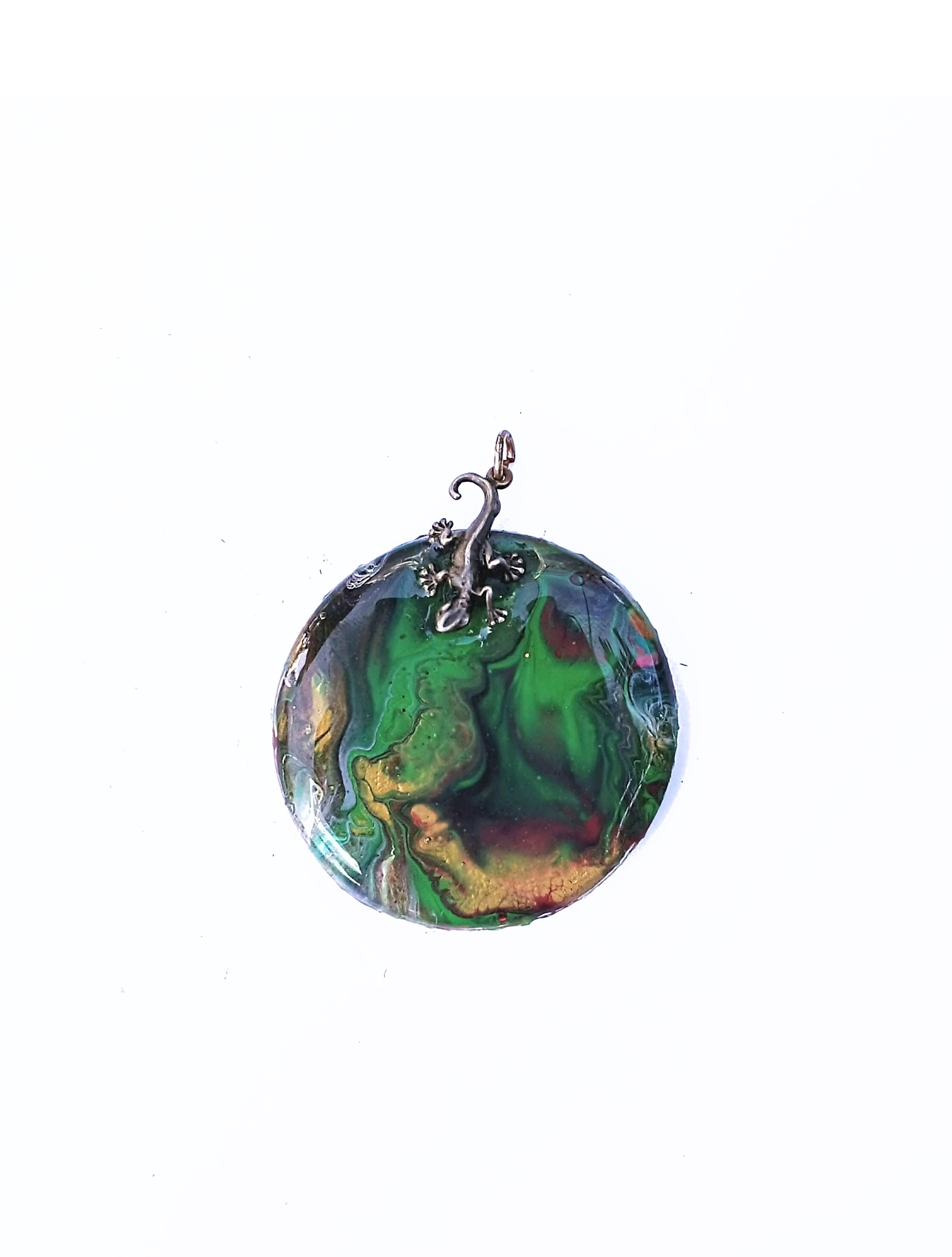 Exclusively People Pendants (Embellished)