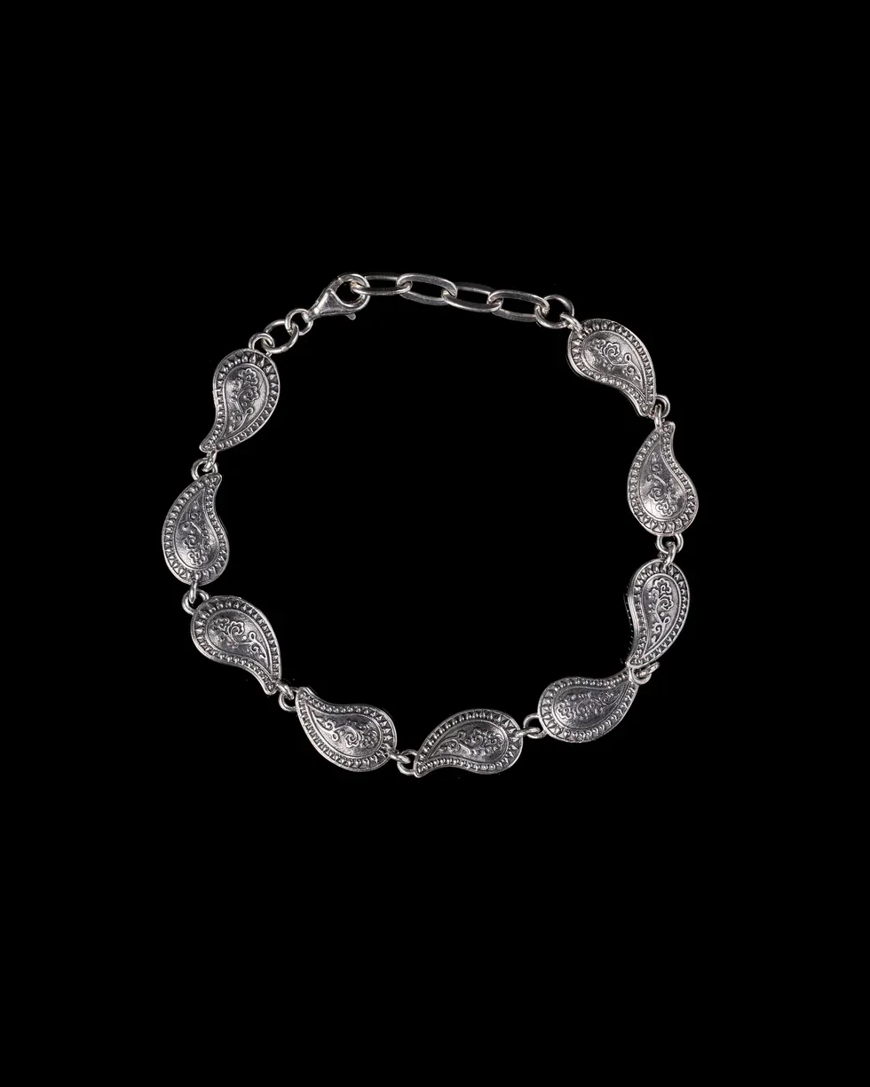 FTWS-PAISLEY-BRACELET-FULL-2.webp