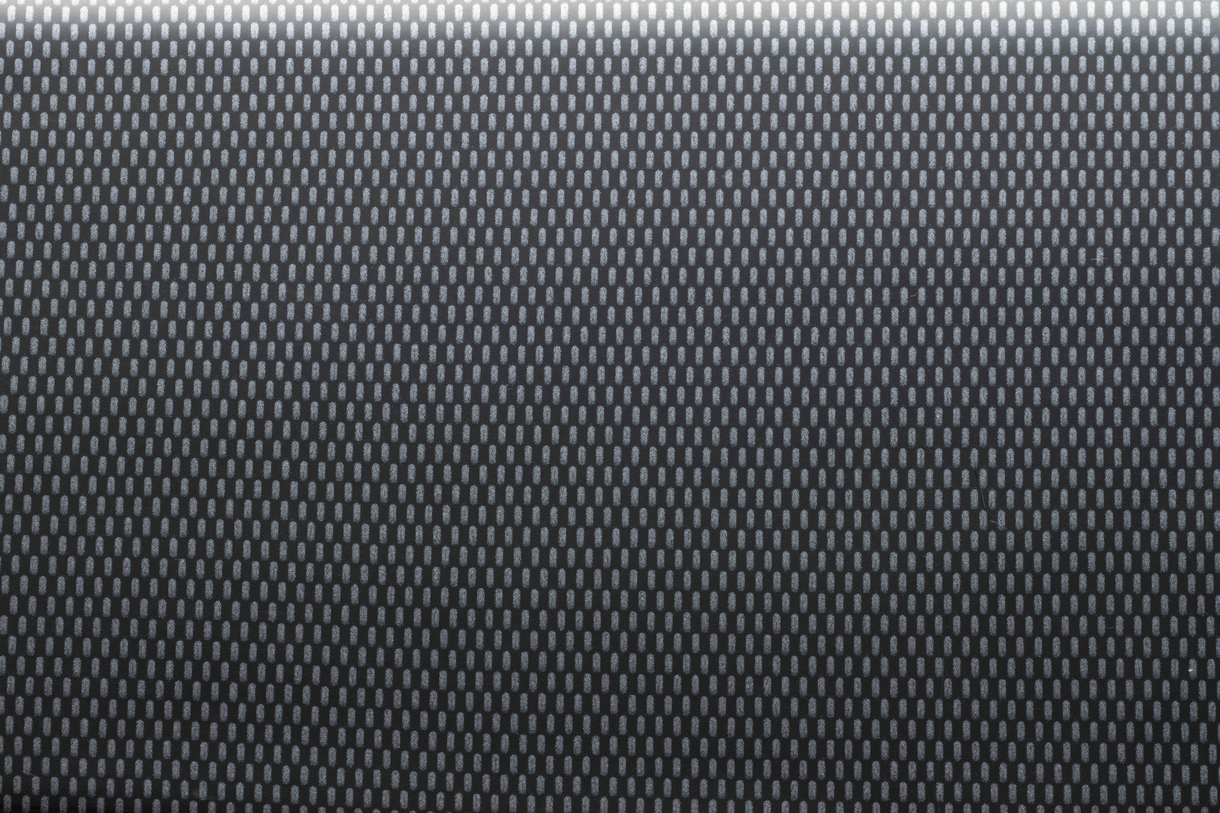 4129XLC_Black_Carbon_Look_Flute+Piccolo_material_close-up.jpg